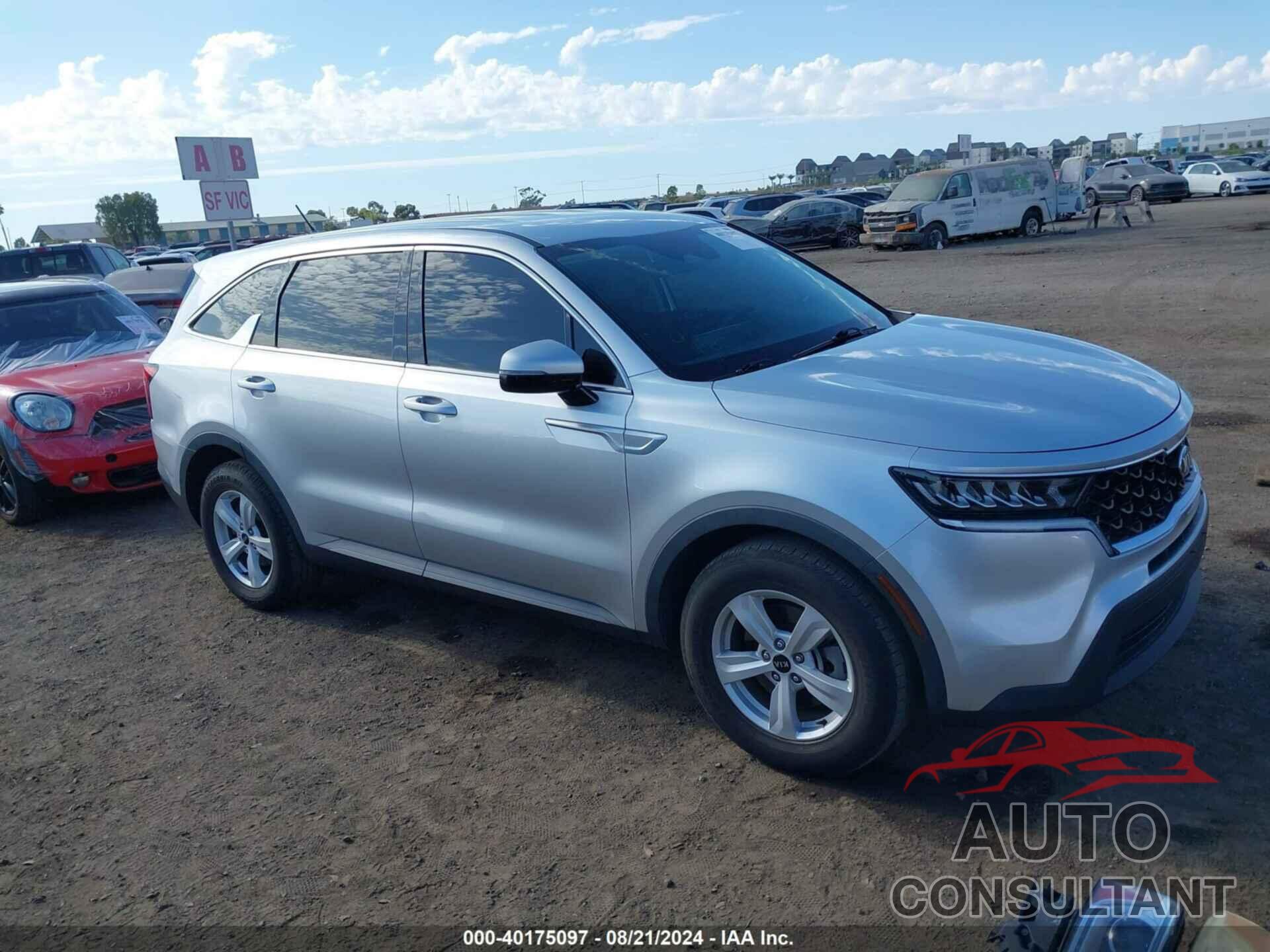 KIA SORENTO 2021 - 5XYRG4LCXMG019705