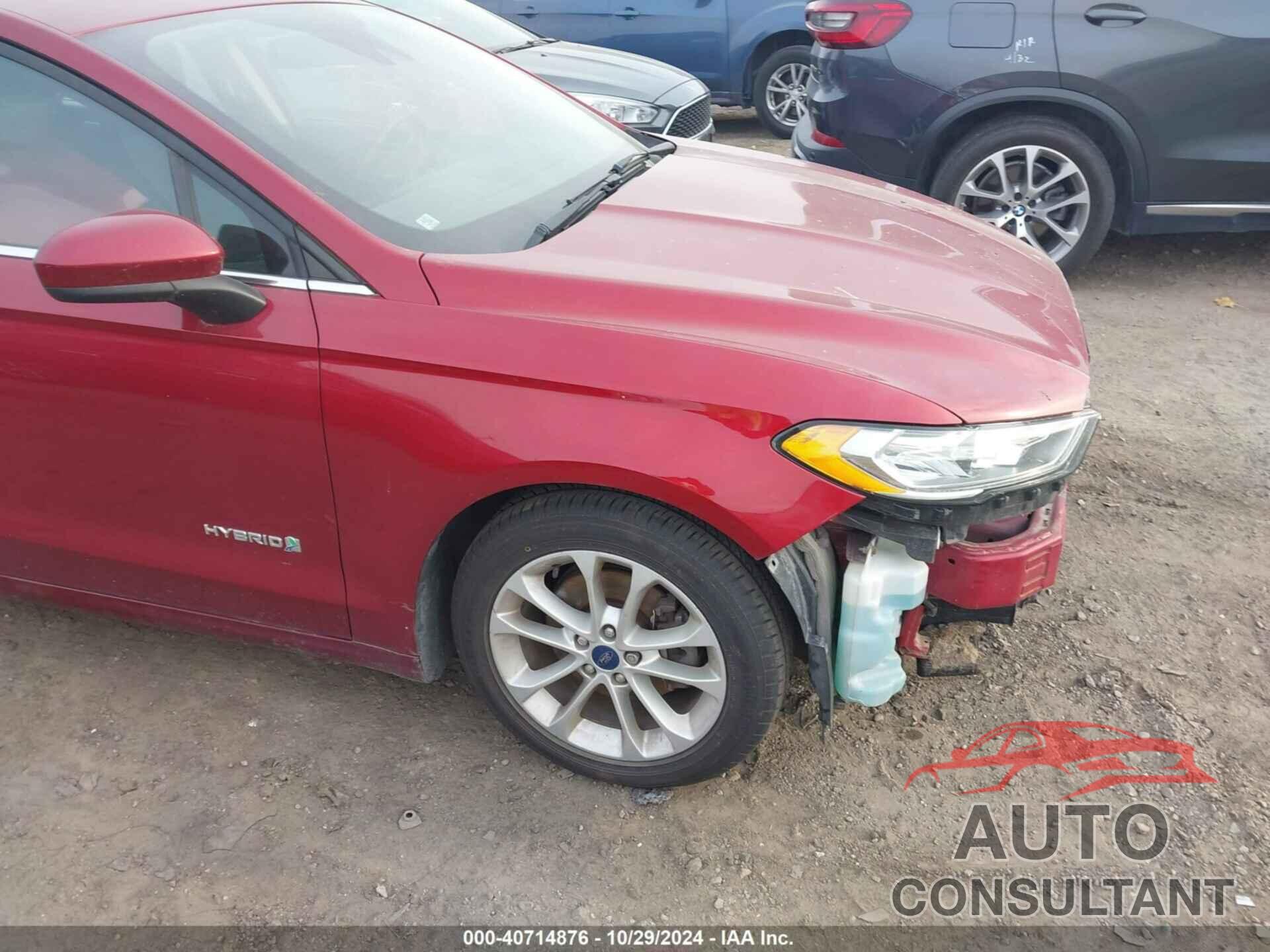 FORD FUSION HYBRID 2019 - 3FA6P0LU0KR167701