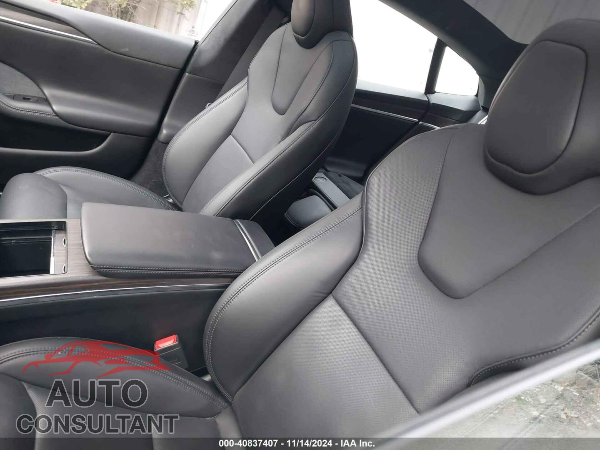 TESLA MODEL S 2024 - 5YJSA1E55RF535968
