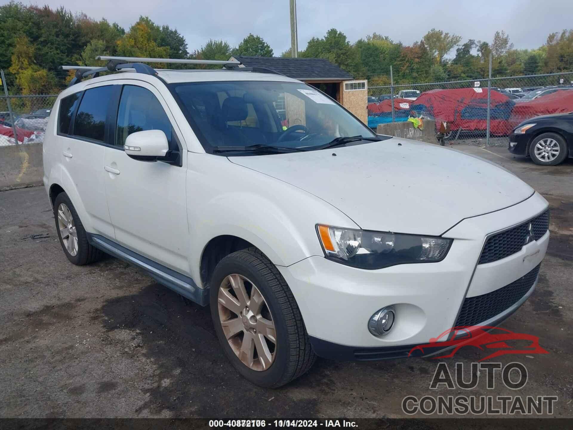 MITSUBISHI OUTLANDER 2013 - JA4JT3AW2DU006021