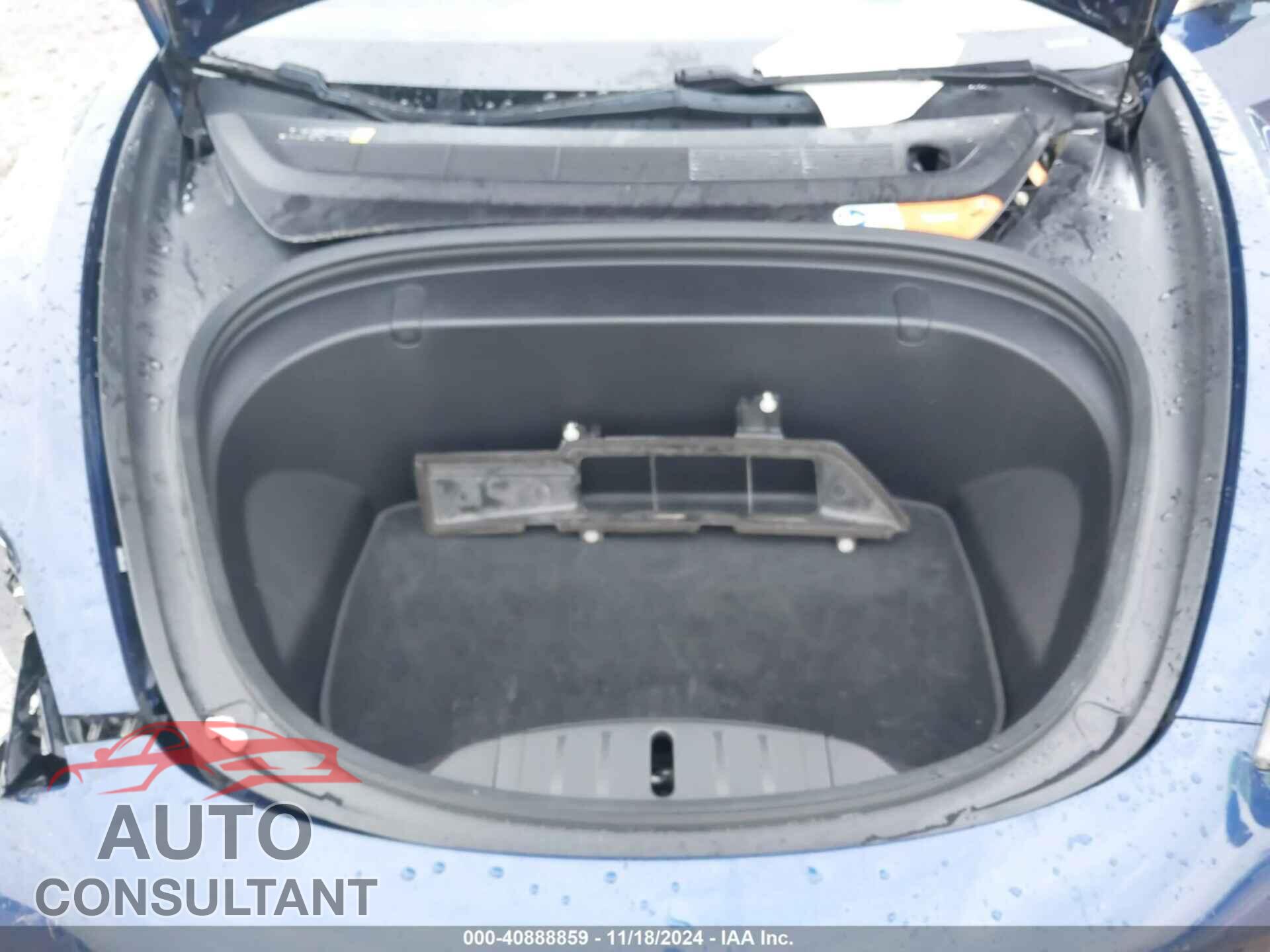 TESLA MODEL 3 2018 - 5YJ3E1EA7JF005513