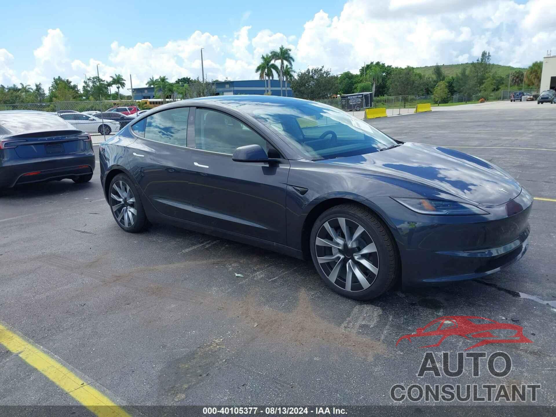 TESLA MODEL 3 2024 - 5YJ3E1EA9RF751571