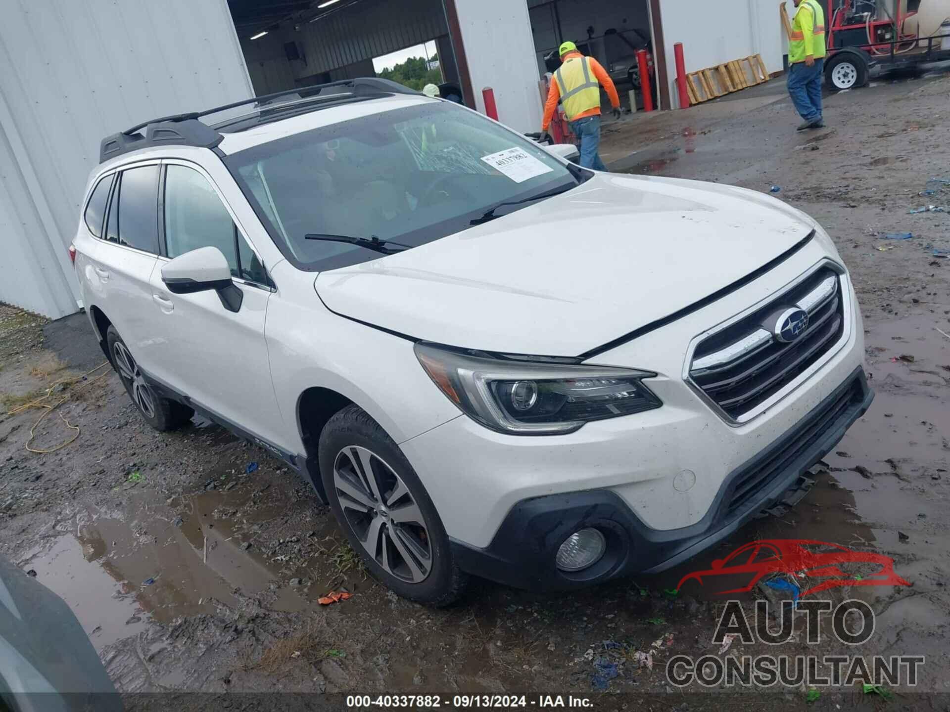 SUBARU OUTBACK 2018 - 4S4BSENCXJ3351982