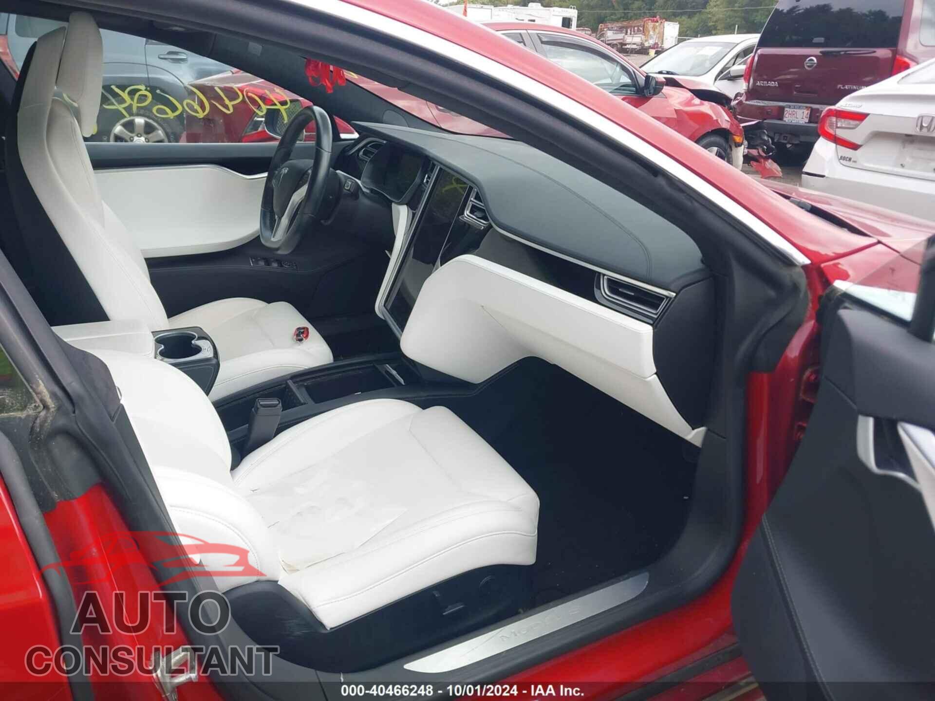 TESLA MODEL S 2017 - 5YJSA1E28HF204712