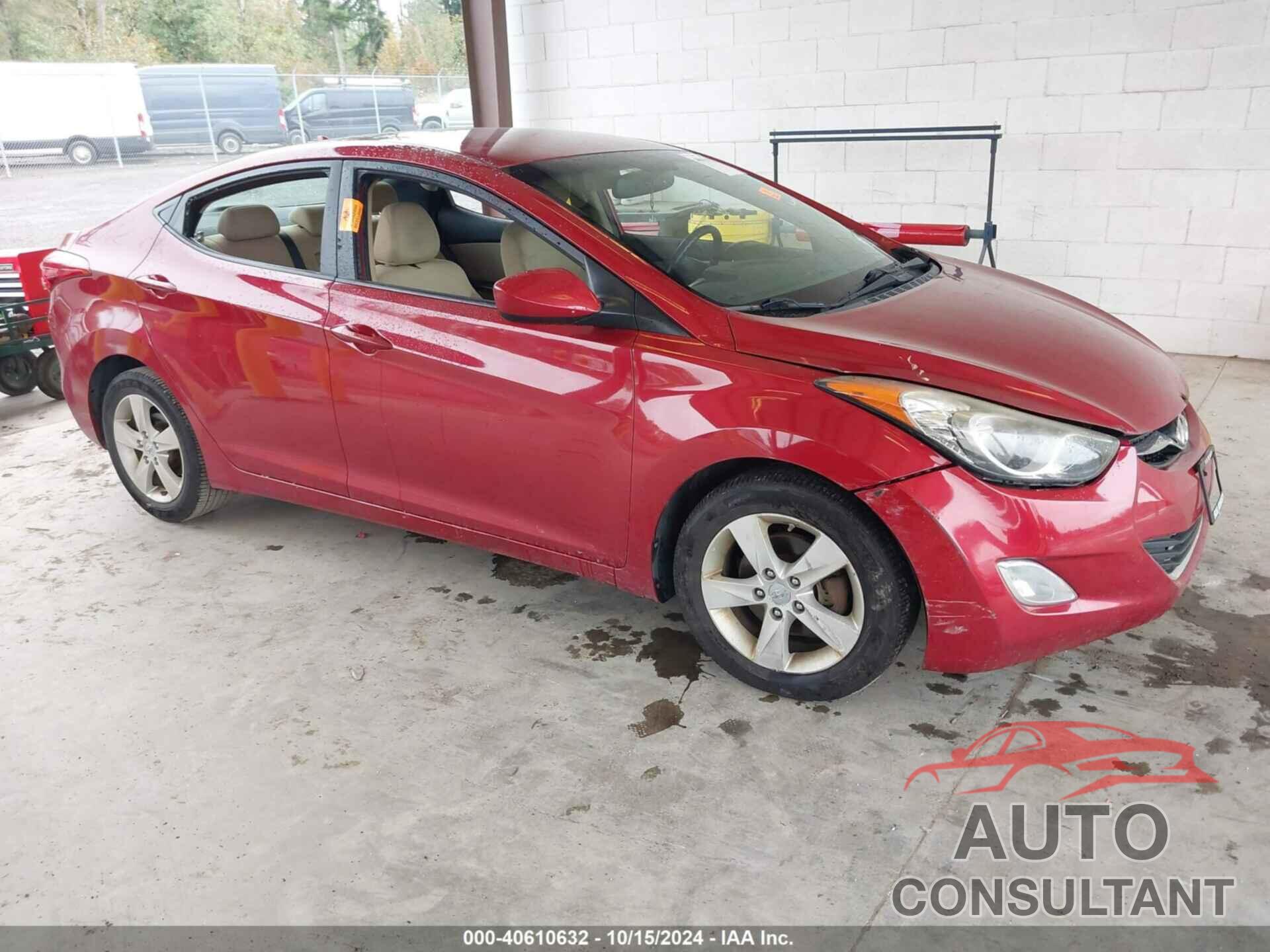 HYUNDAI ELANTRA 2013 - KMHDH4AE6DU657262