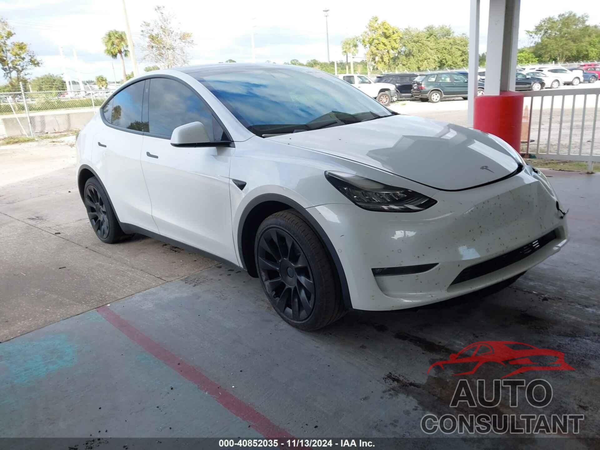 TESLA MODEL Y 2022 - 7SAYGDEE2NF370968