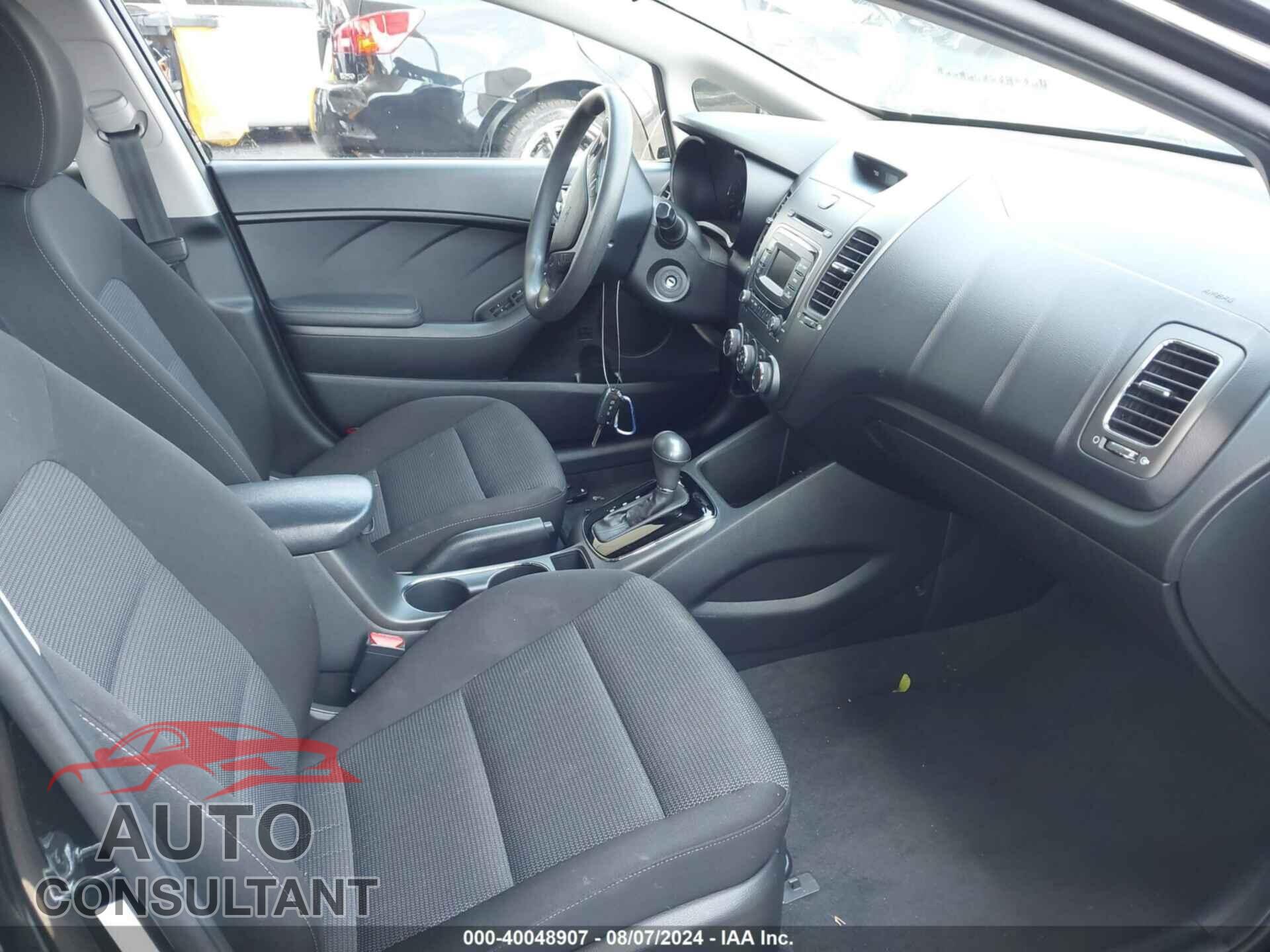 KIA FORTE 2017 - 3KPFK4A74HE045808