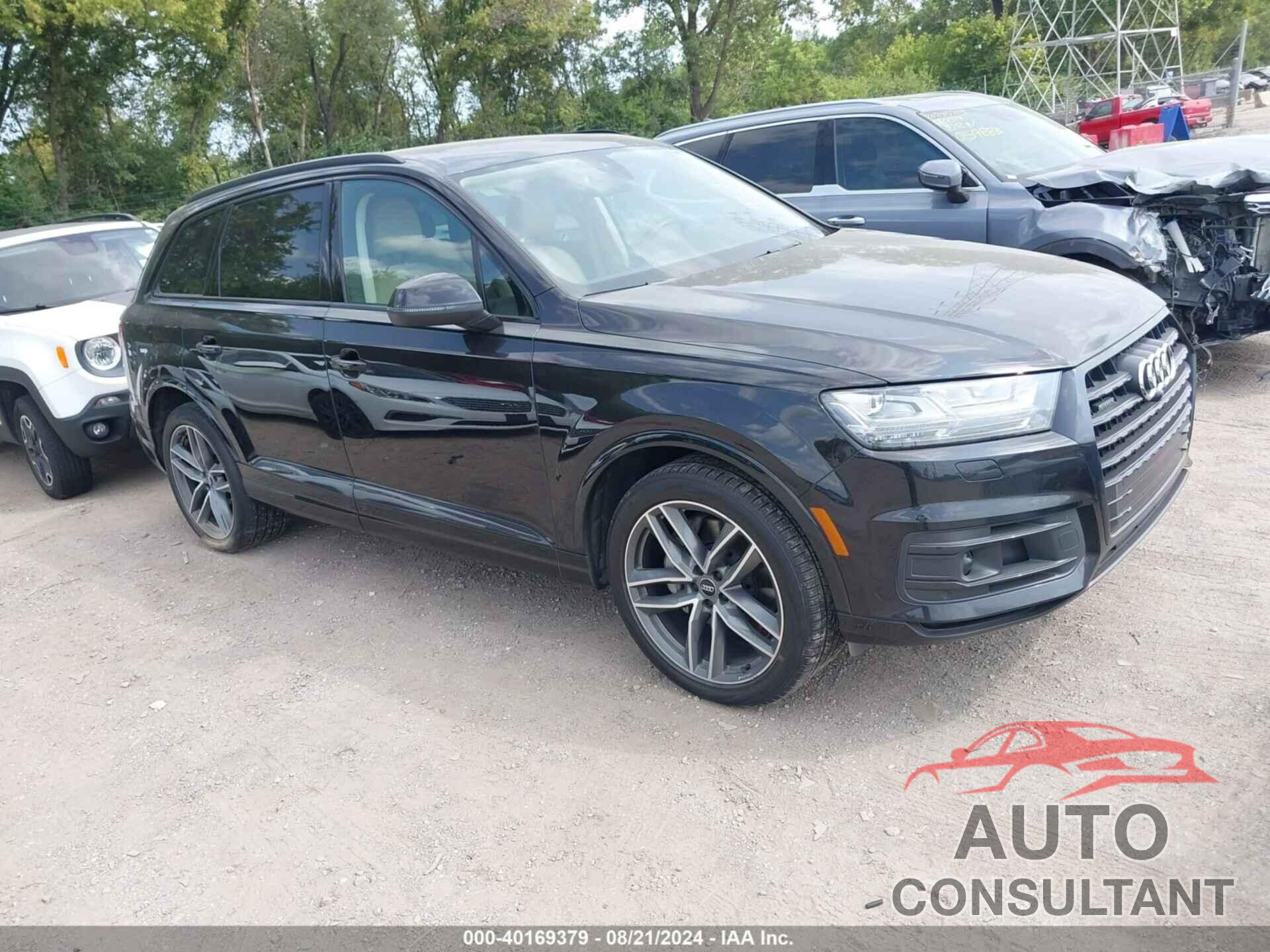 AUDI Q7 2018 - WA1VAAF78JD037766