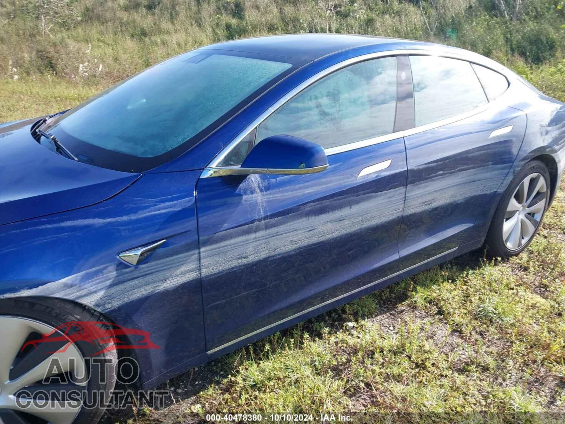 TESLA MODEL S 2021 - 5YJSA1E24MF424648