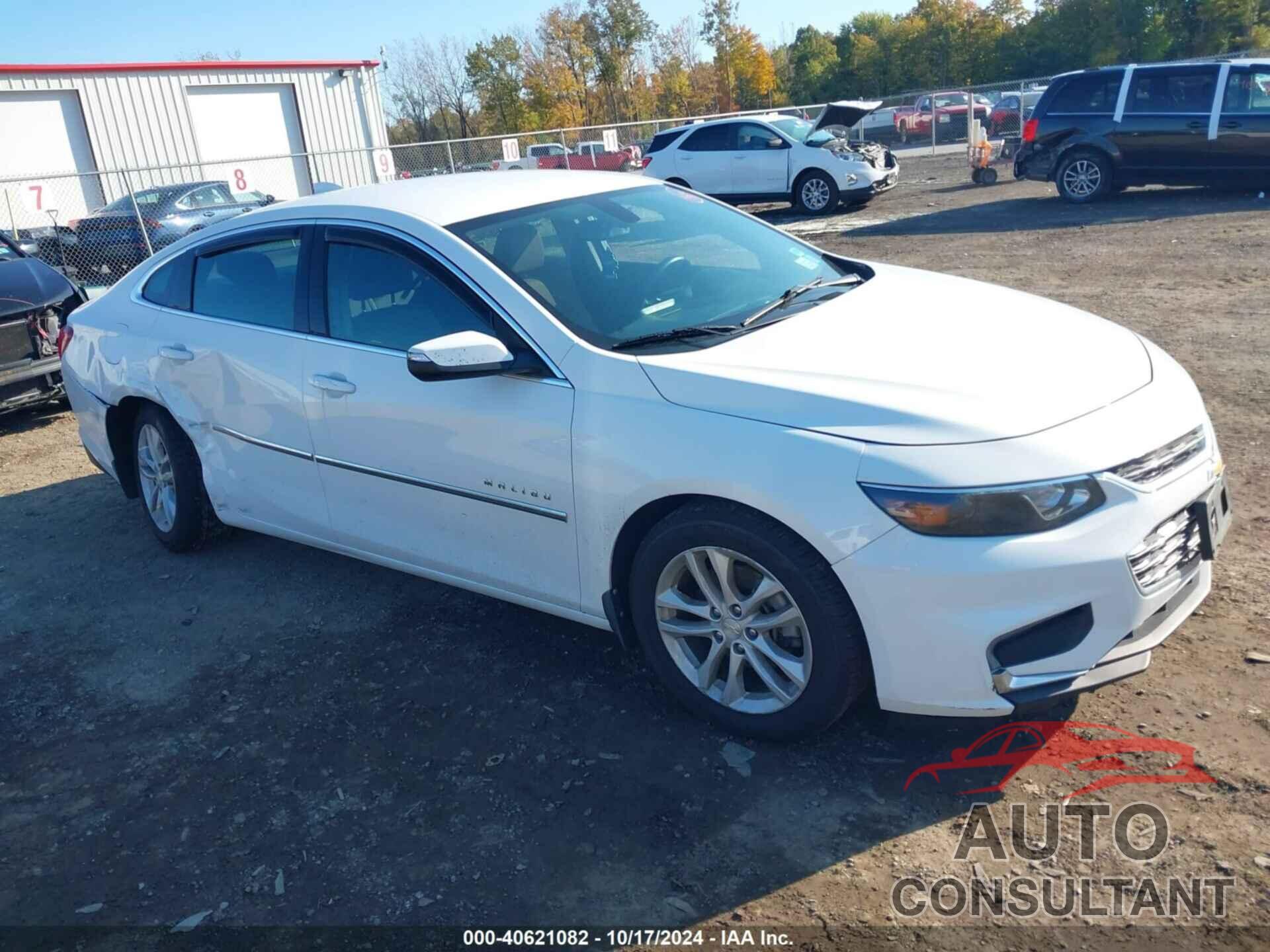 CHEVROLET MALIBU 2017 - 1G1ZE5ST5HF216604