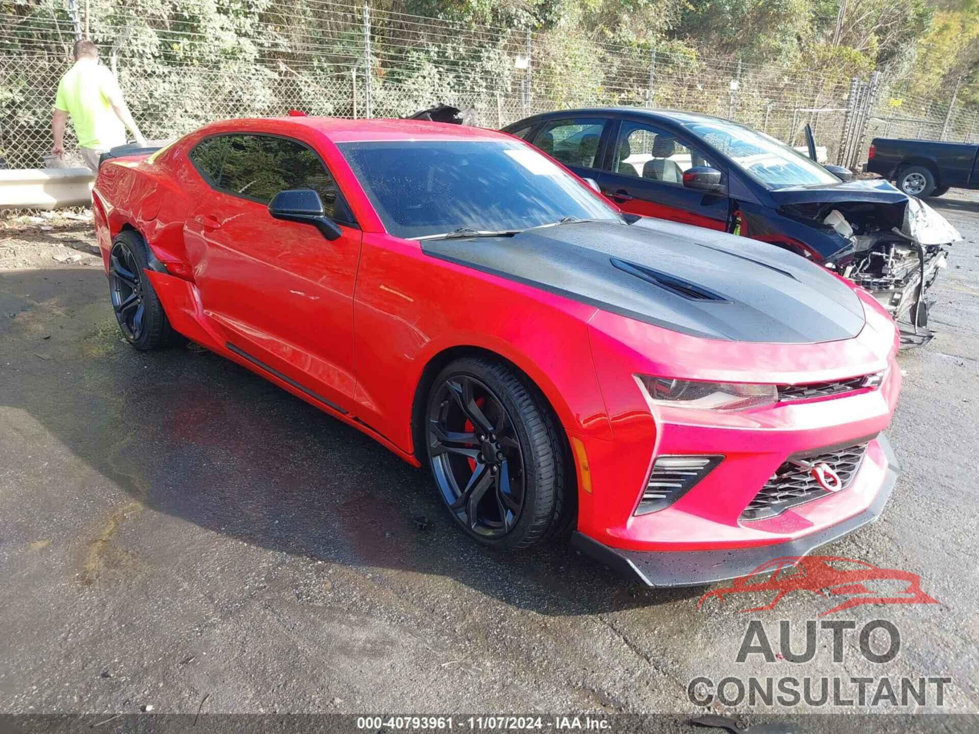 CHEVROLET CAMARO 2017 - 1G1FE1R71H0207616