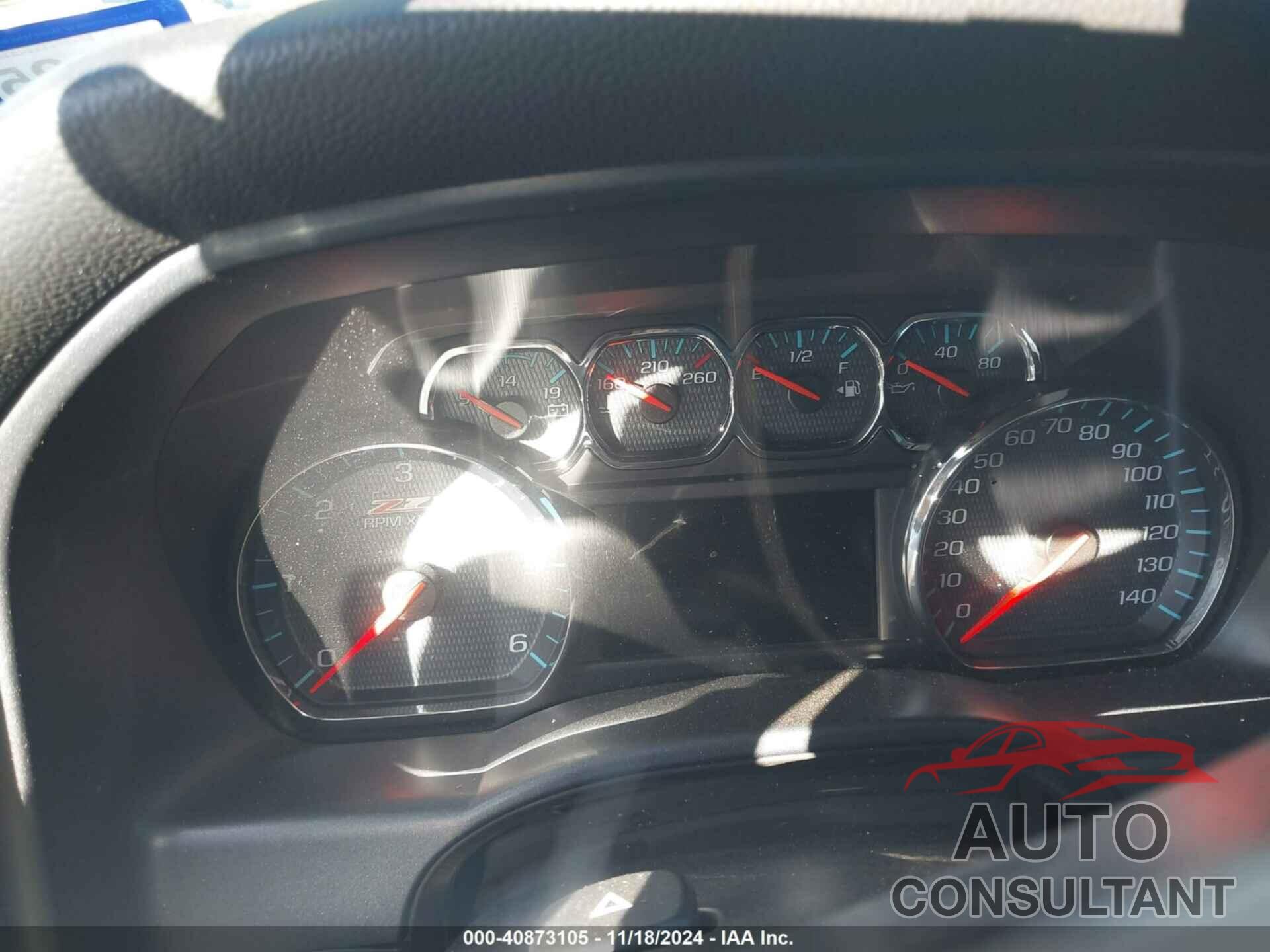 CHEVROLET SILVERADO 1500 2018 - 3GCUKREC6JG426498