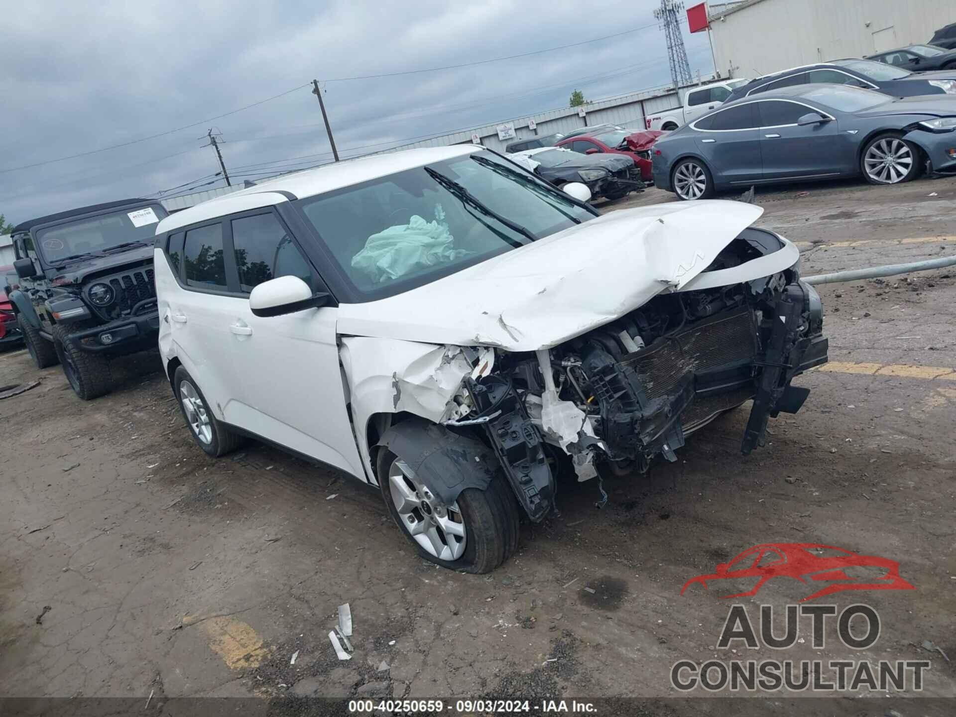 KIA SOUL 2022 - KNDJ23AU1N7163157