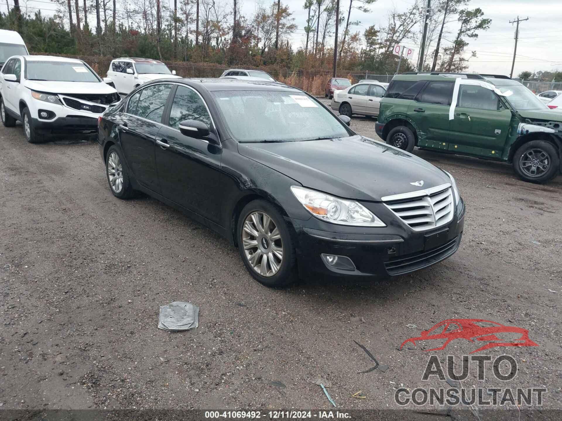 HYUNDAI GENESIS 2009 - KMHGC46E99U019941