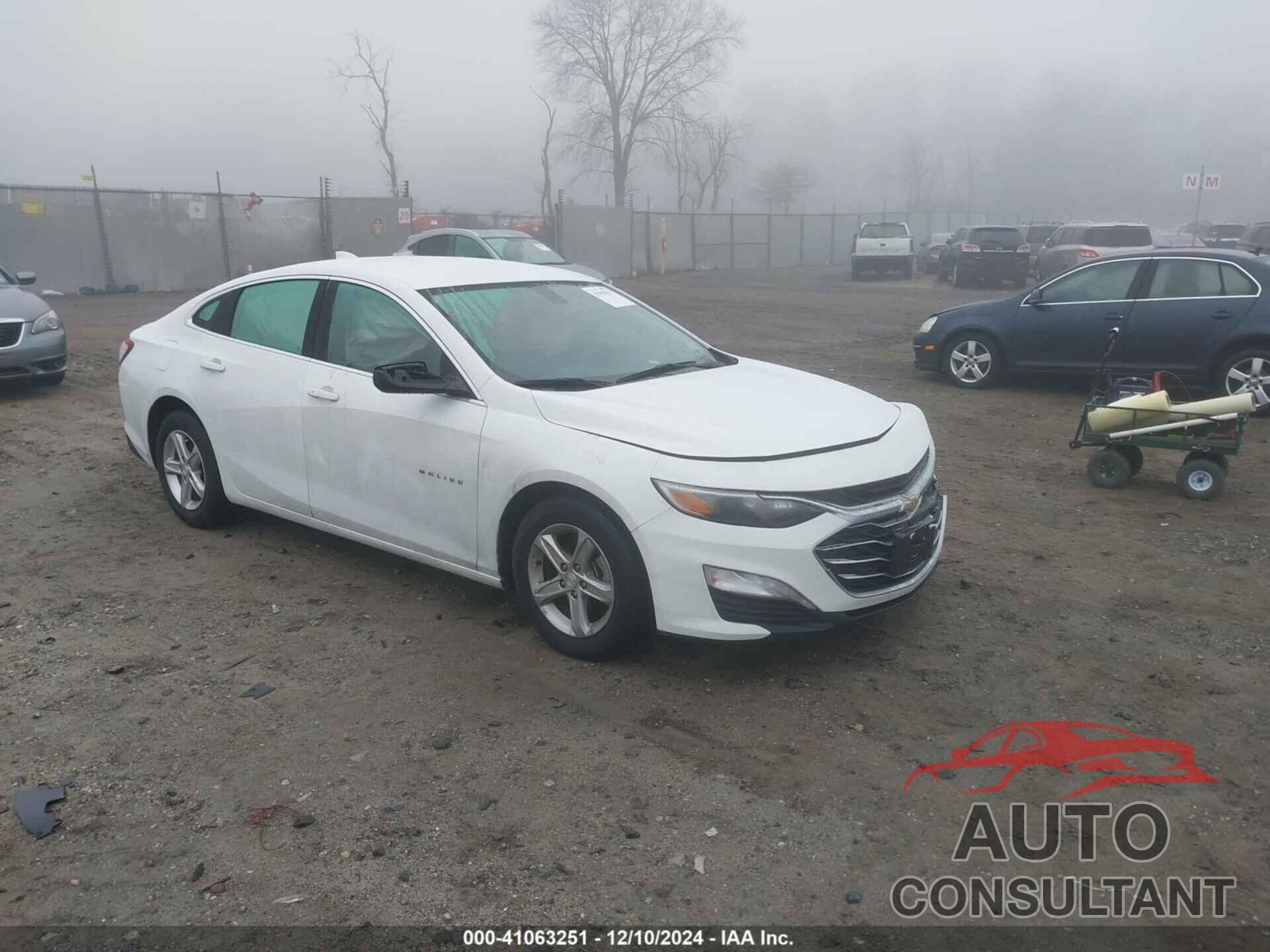 CHEVROLET MALIBU 2022 - 1G1ZD5ST1NF151507