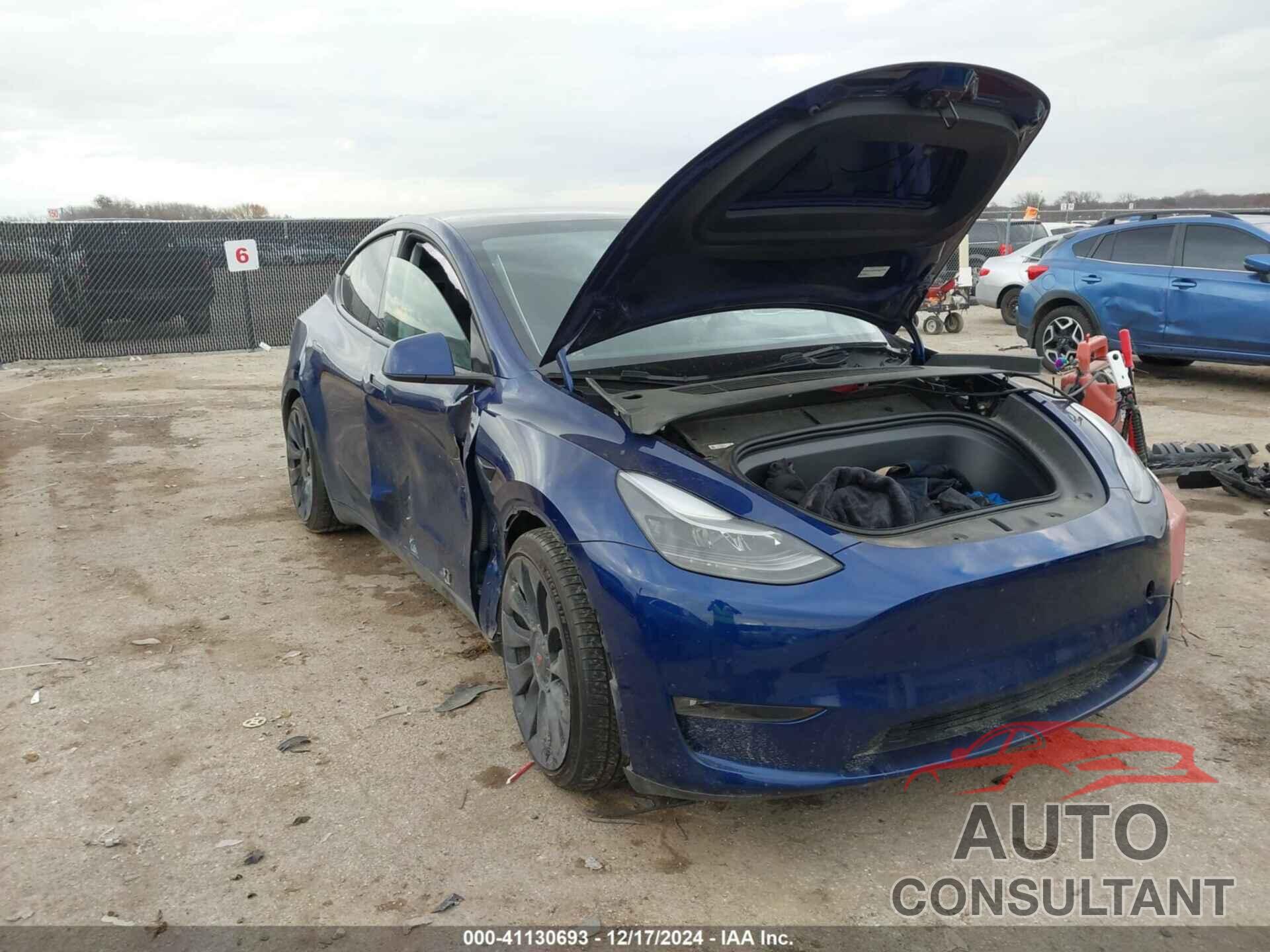 TESLA MODEL Y 2023 - 7SAYGDEF3PF755077