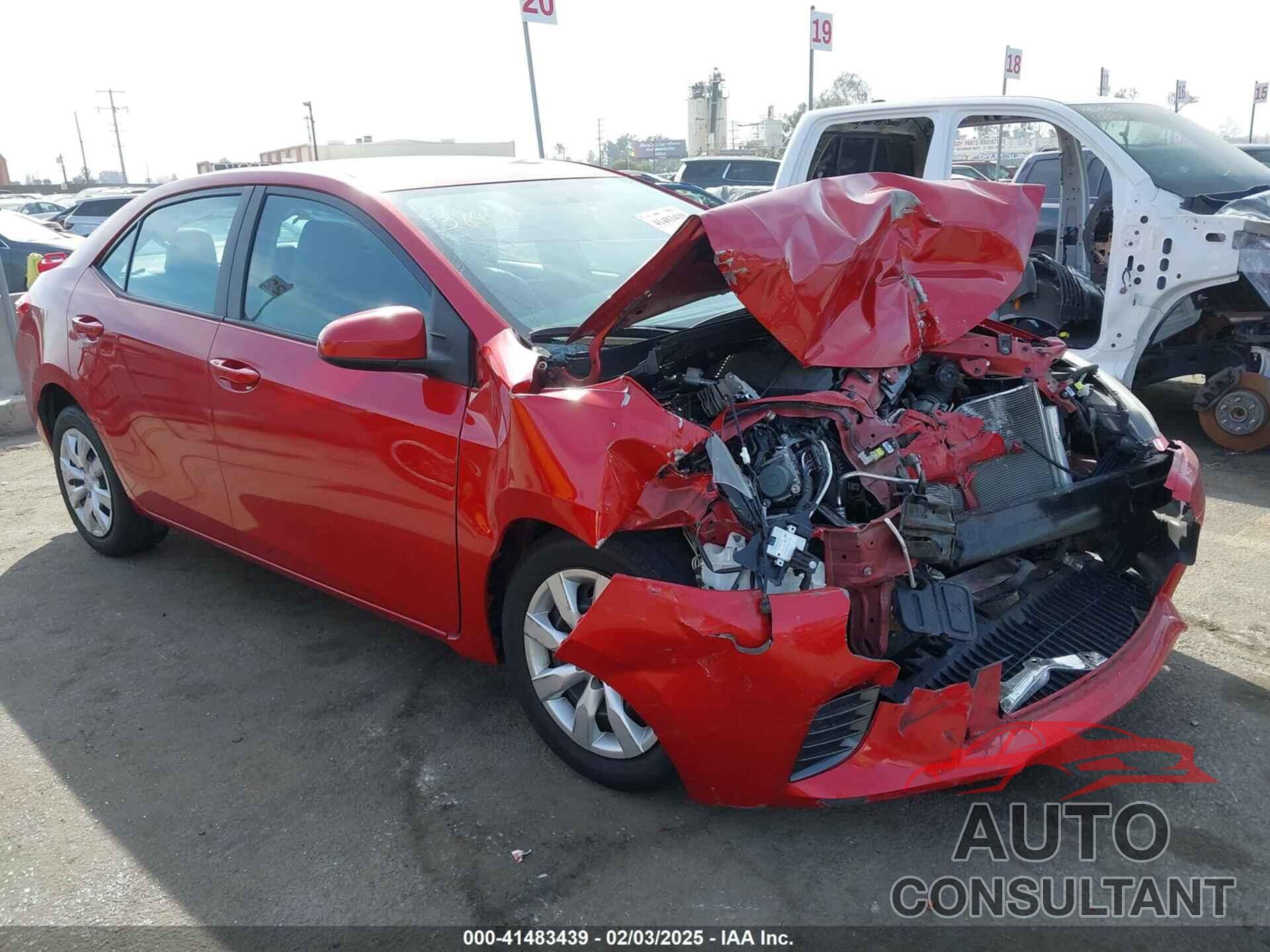 TOYOTA COROLLA 2015 - 5YFBURHE0FP195842