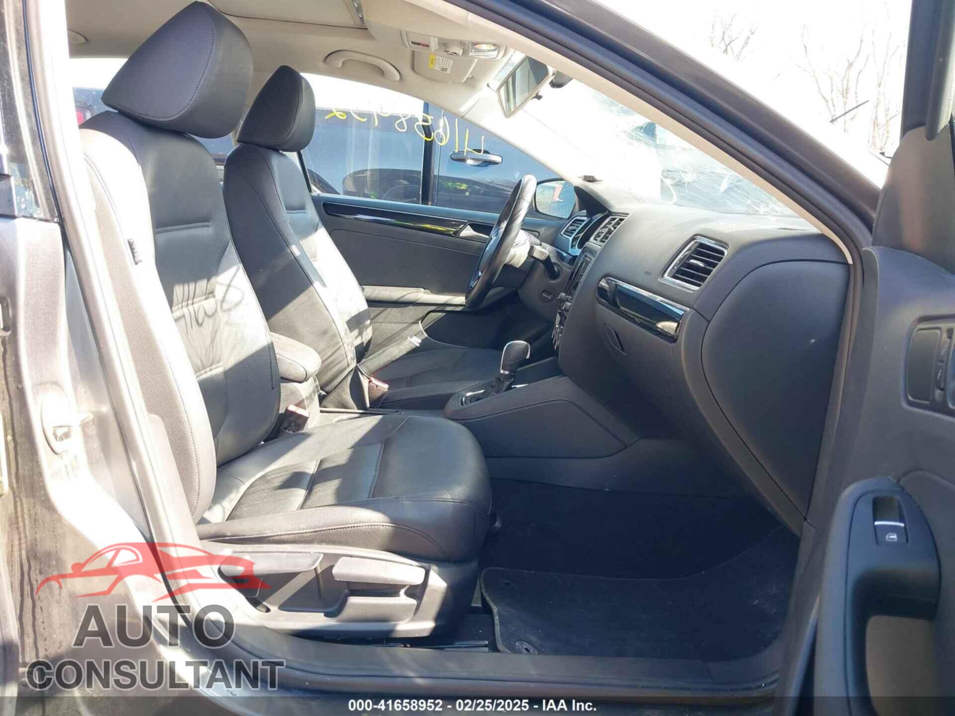 VOLKSWAGEN JETTA 2017 - 3VWL17AJ4HM399110