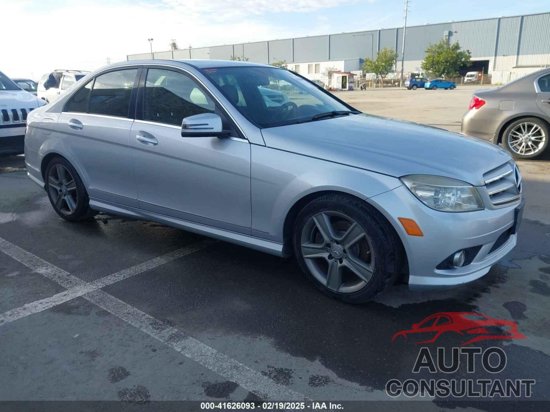 MERCEDES-BENZ C 300 2010 - WDDGF5EB2AR110992