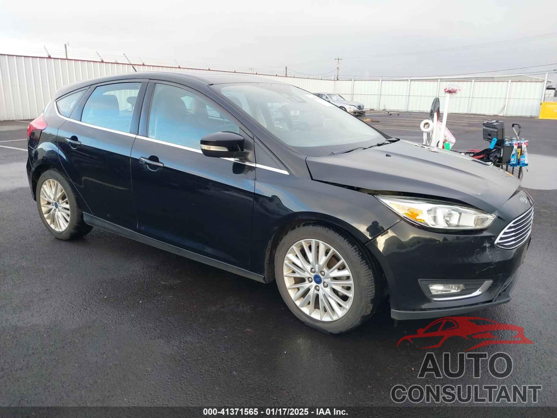 FORD FOCUS 2017 - 1FADP3N2XHL258549