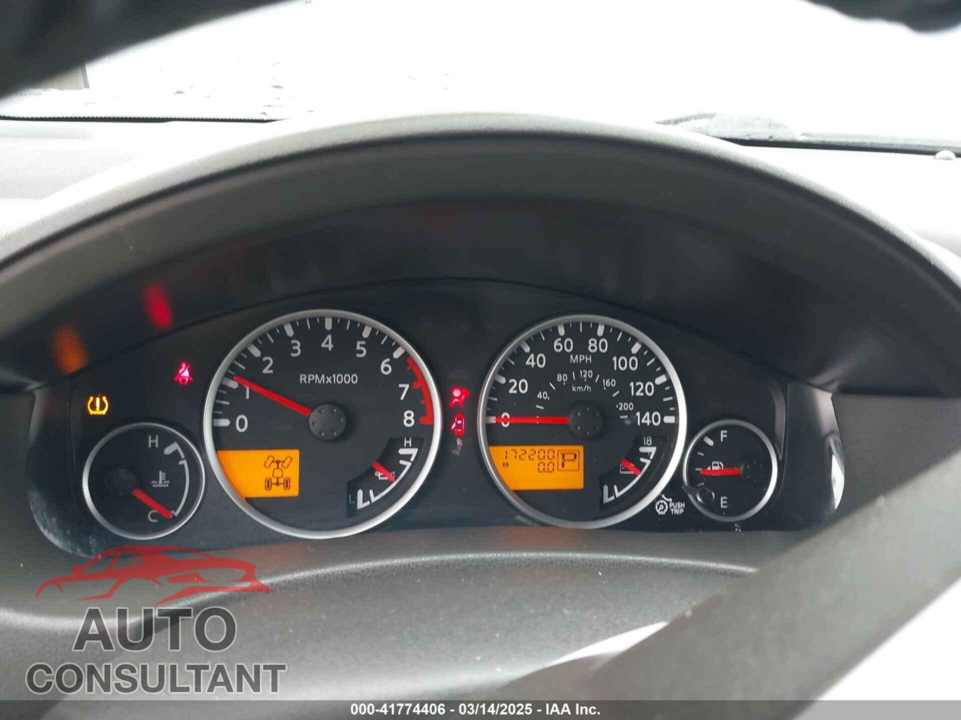 NISSAN PATHFINDER 2010 - 5N1AR1NB8AC618785