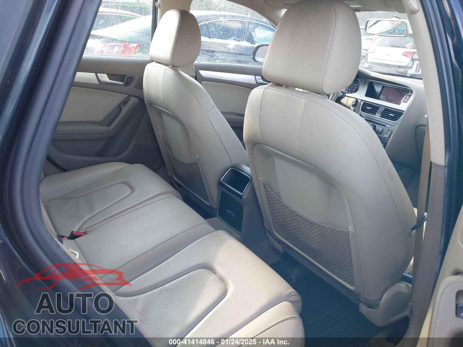 AUDI A4 2011 - WAUDFAFL3BN001492