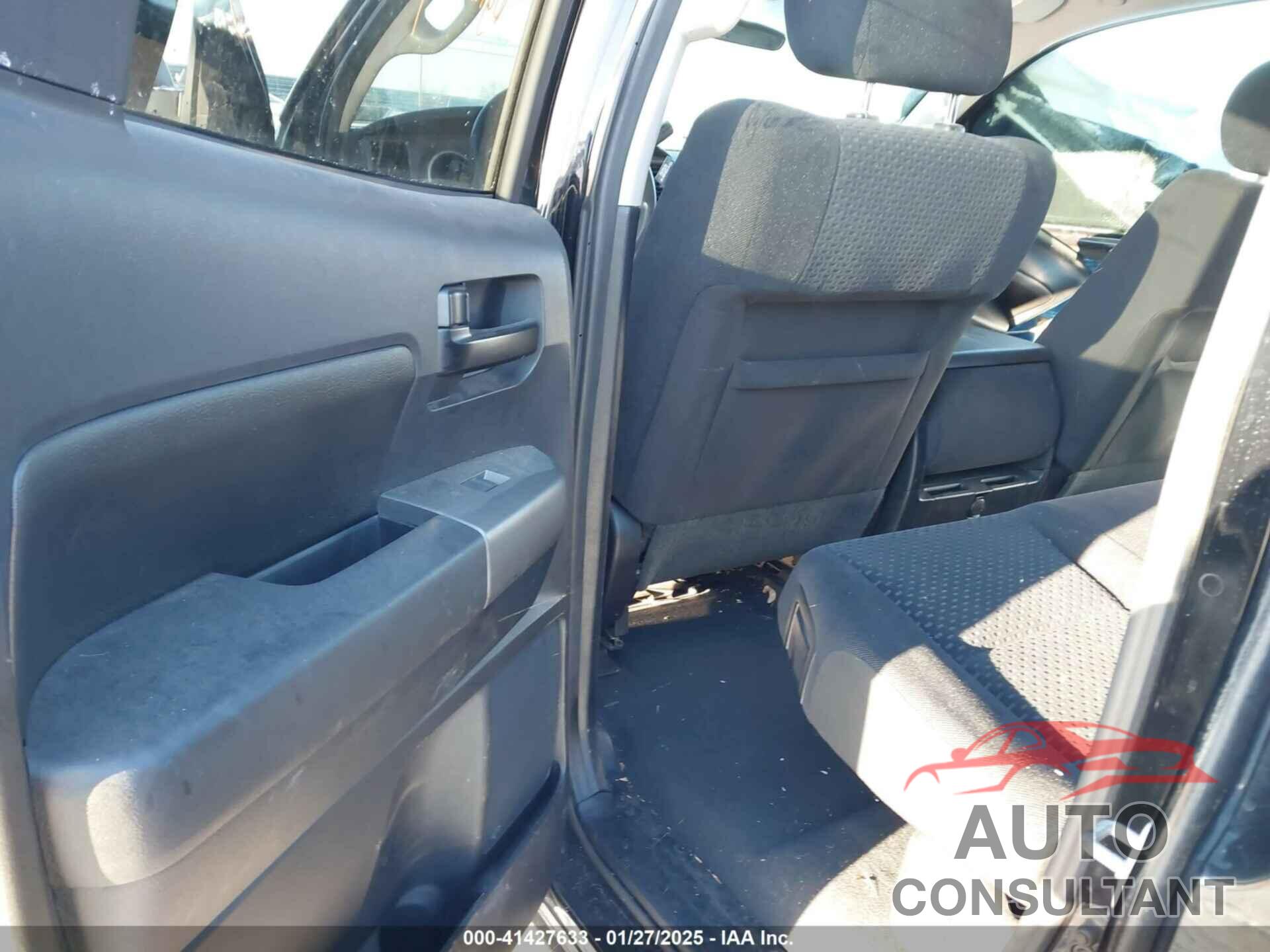 TOYOTA TUNDRA 2010 - 5TFUY5F10AX118484