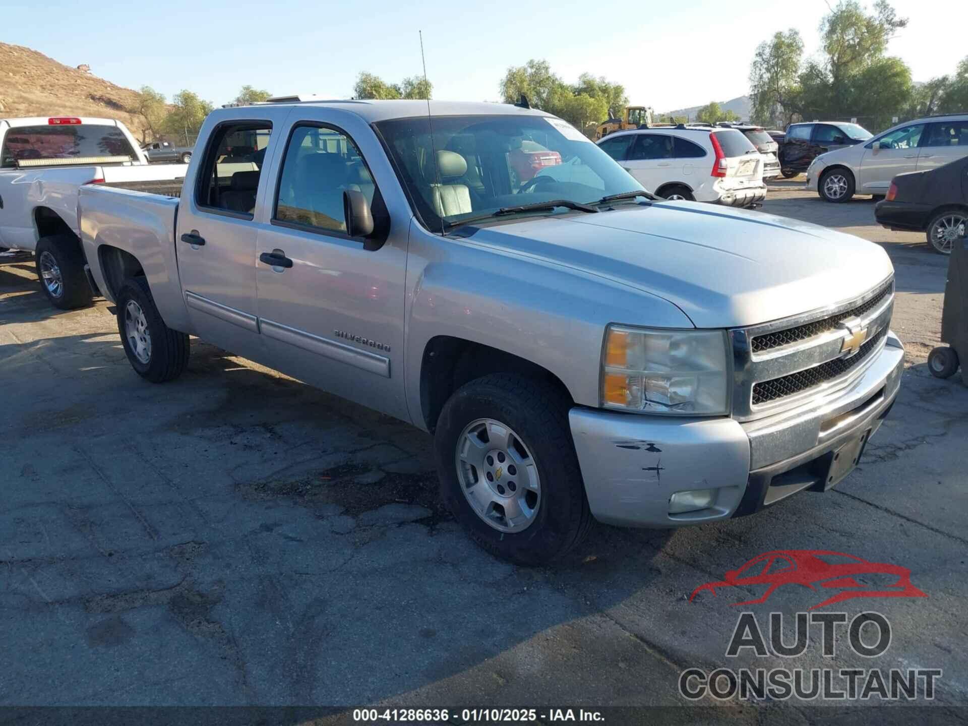 CHEVROLET SILVERADO 1500 2011 - 3GCPCSE06BG366554