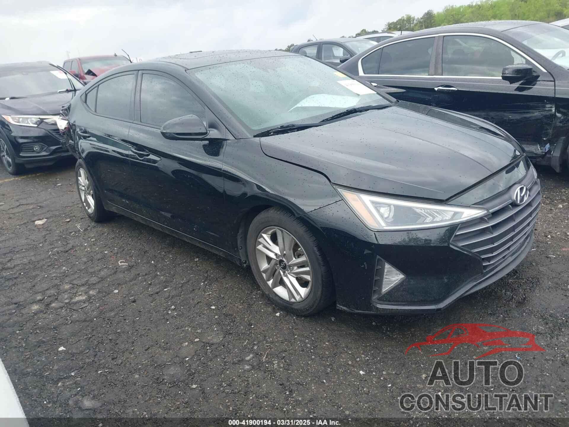 HYUNDAI ELANTRA 2019 - 5NPD84LF1KH494330