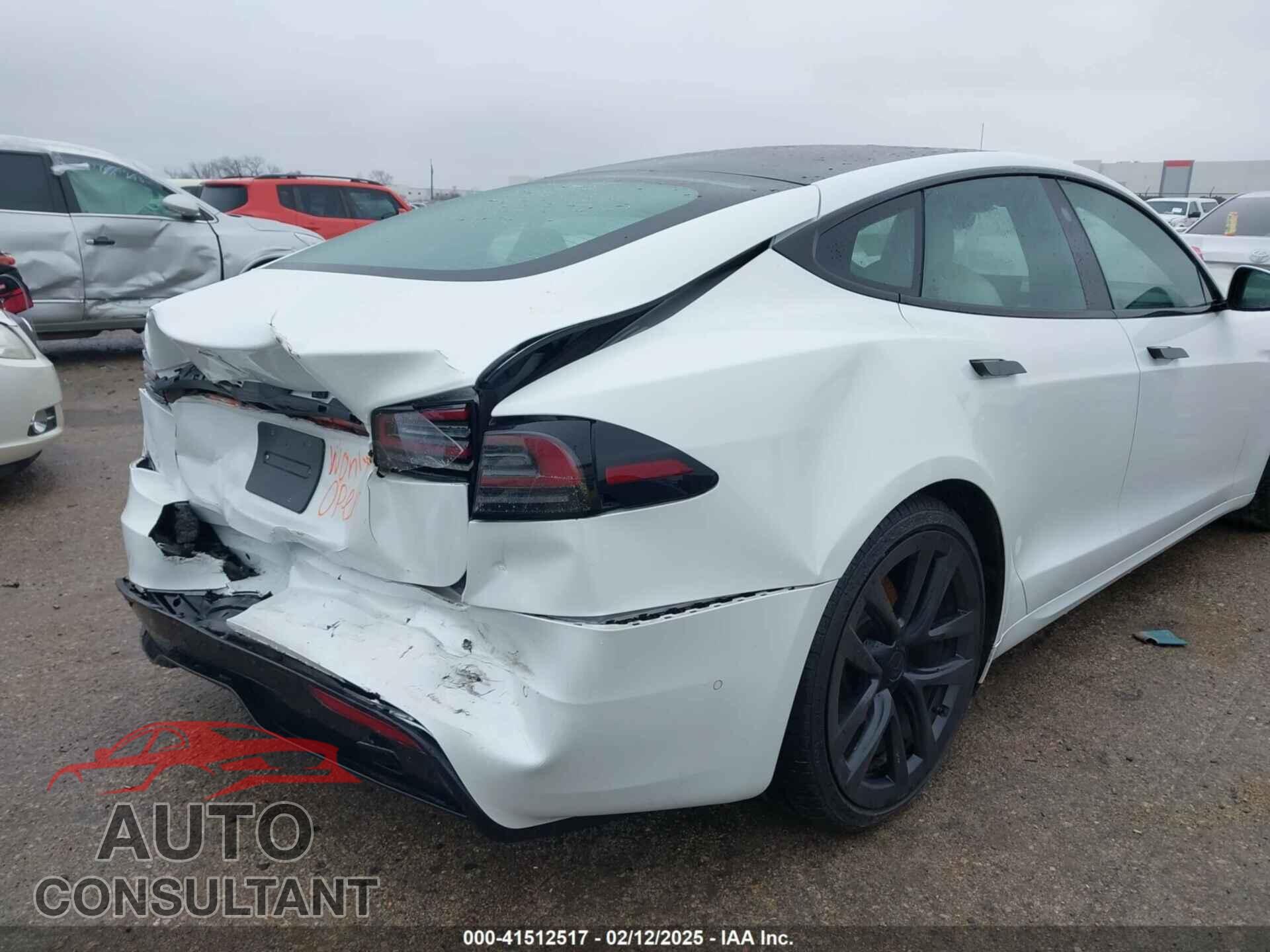 TESLA MODEL S 2022 - 5YJSA1E53NF486960