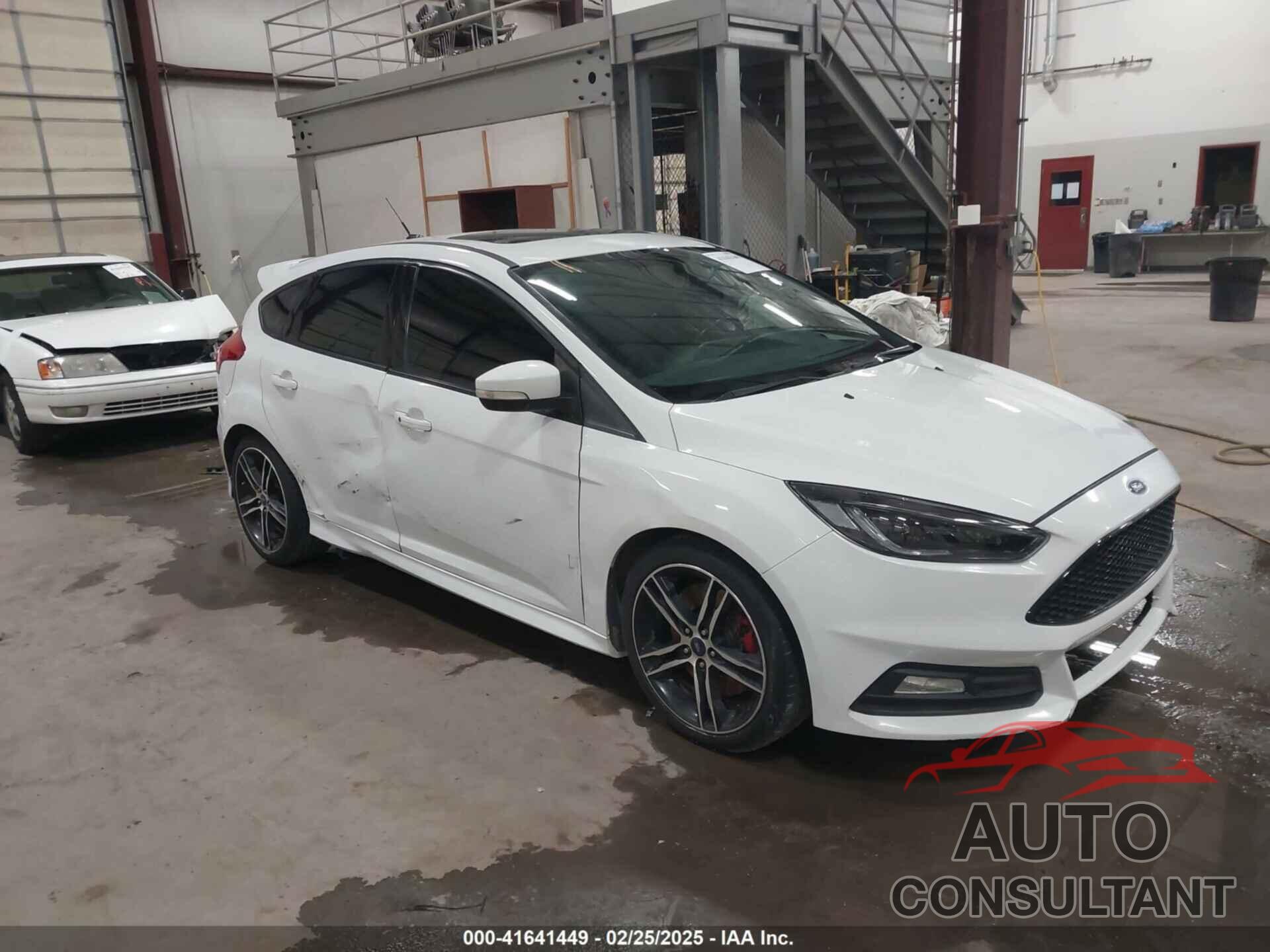FORD FOCUS ST 2015 - 1FADP3L9XFL261741
