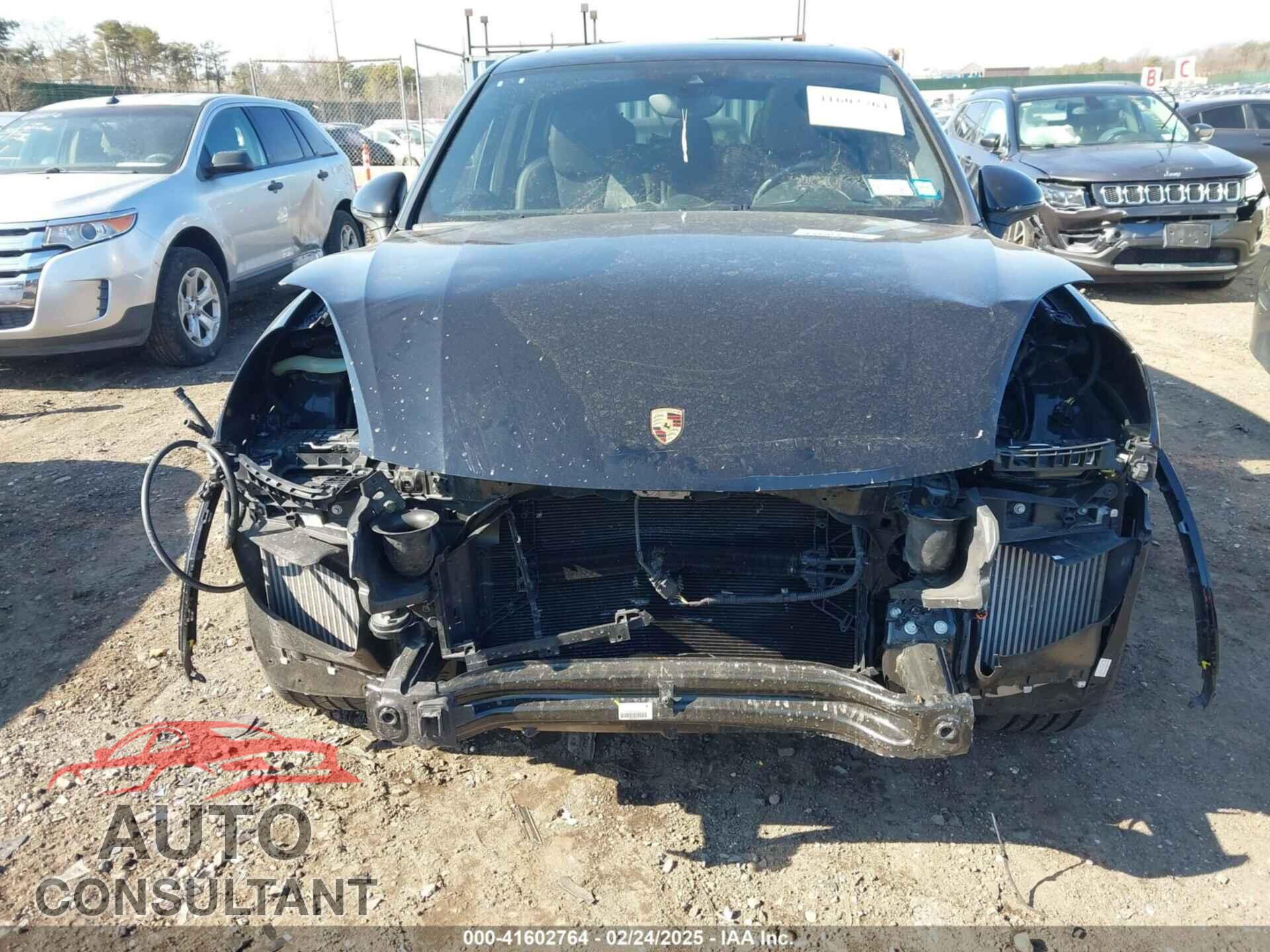 PORSCHE CAYENNE 2016 - WP1AD2A28GLA72477