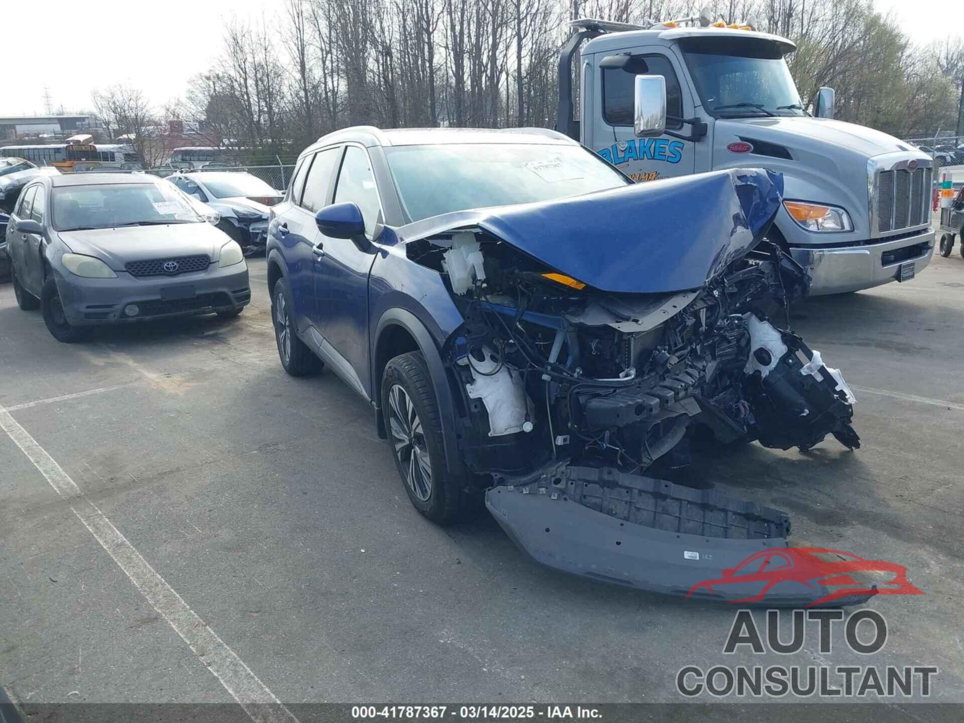 NISSAN ROGUE 2022 - 5N1BT3BA3NC710454