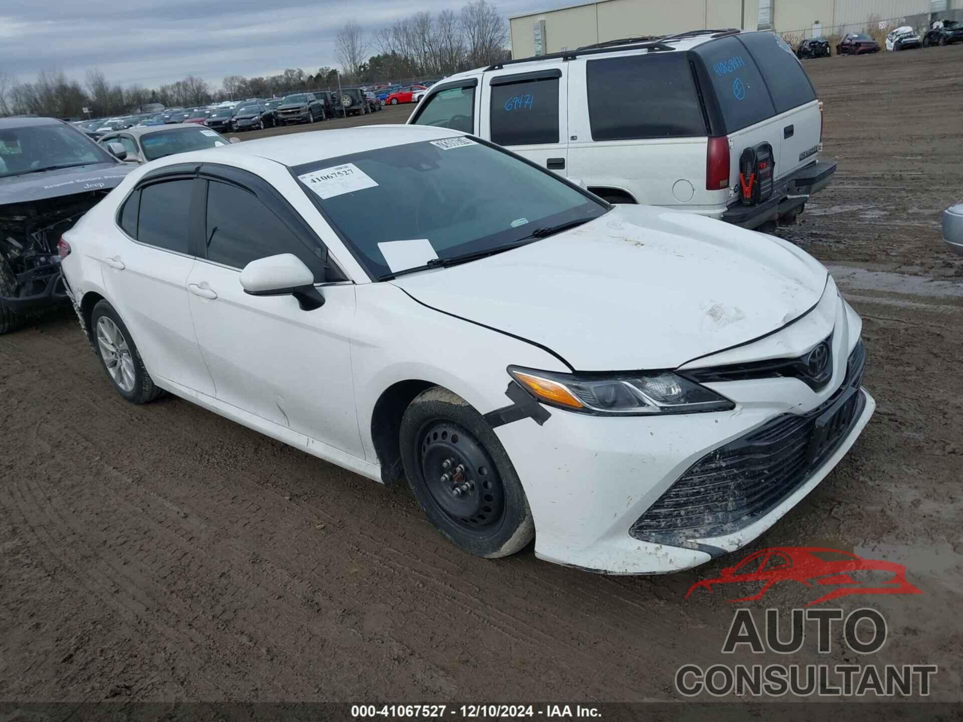 TOYOTA CAMRY 2019 - 4T1B11HK3KU256609