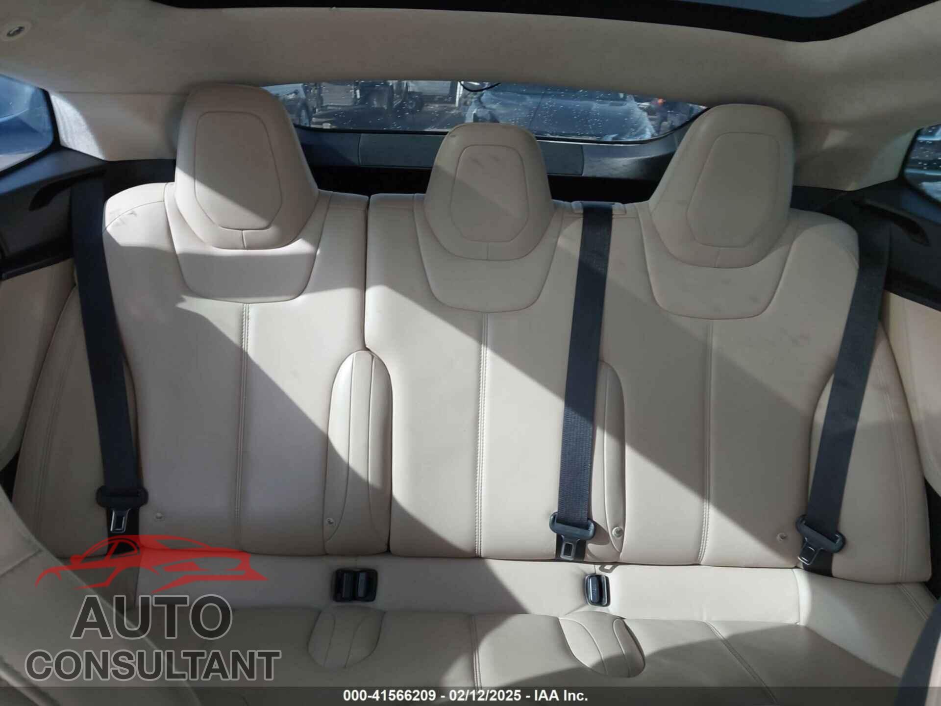 TESLA MODEL S 2015 - 5YJSA1S20FF092750