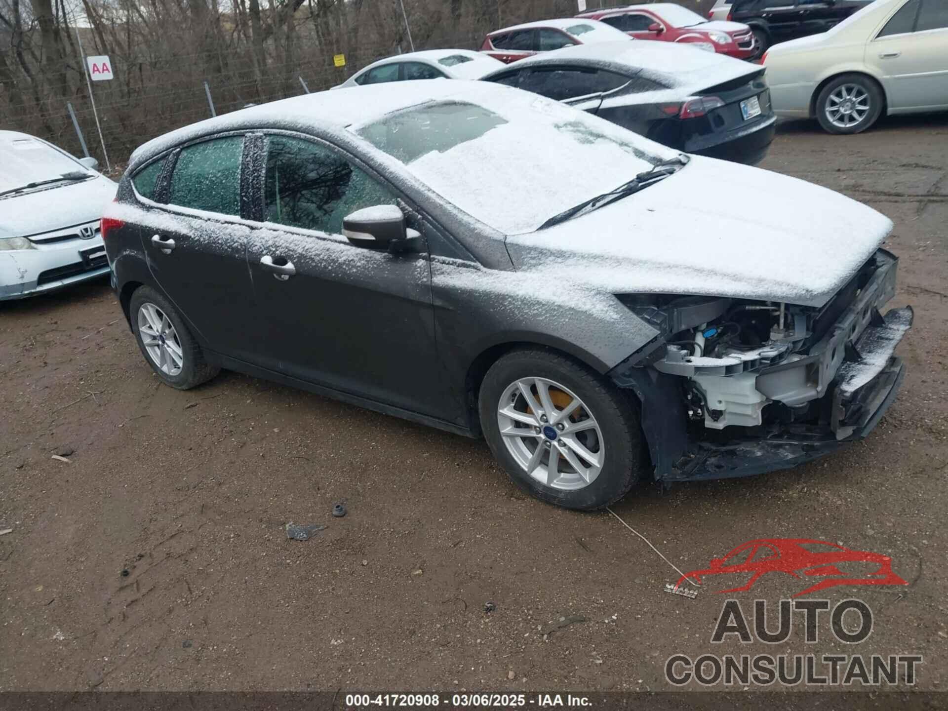 FORD FOCUS 2018 - 1FADP3K23JL239612
