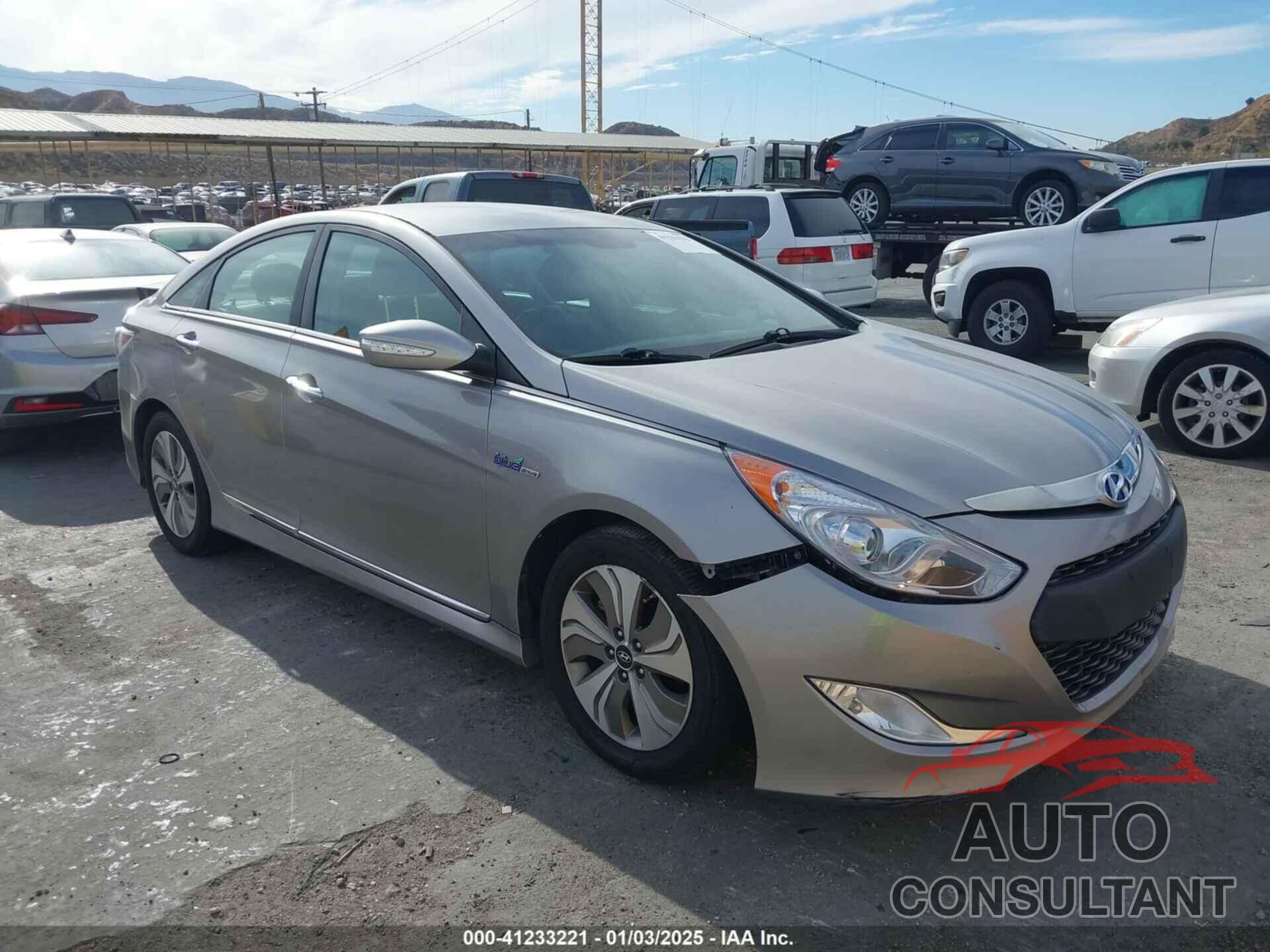 HYUNDAI SONATA HYBRID 2013 - KMHEC4A42DA089524