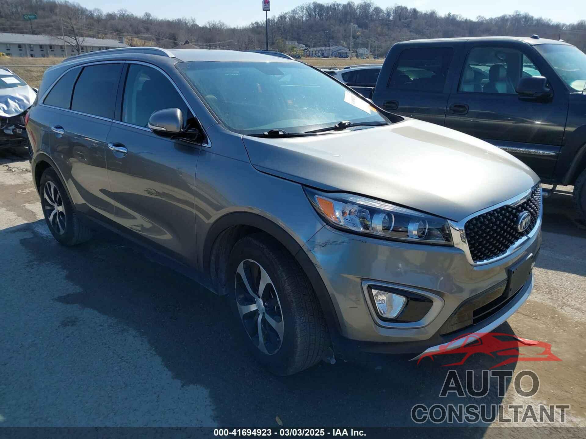 KIA SORENTO 2016 - 5XYPH4A5XGG039708