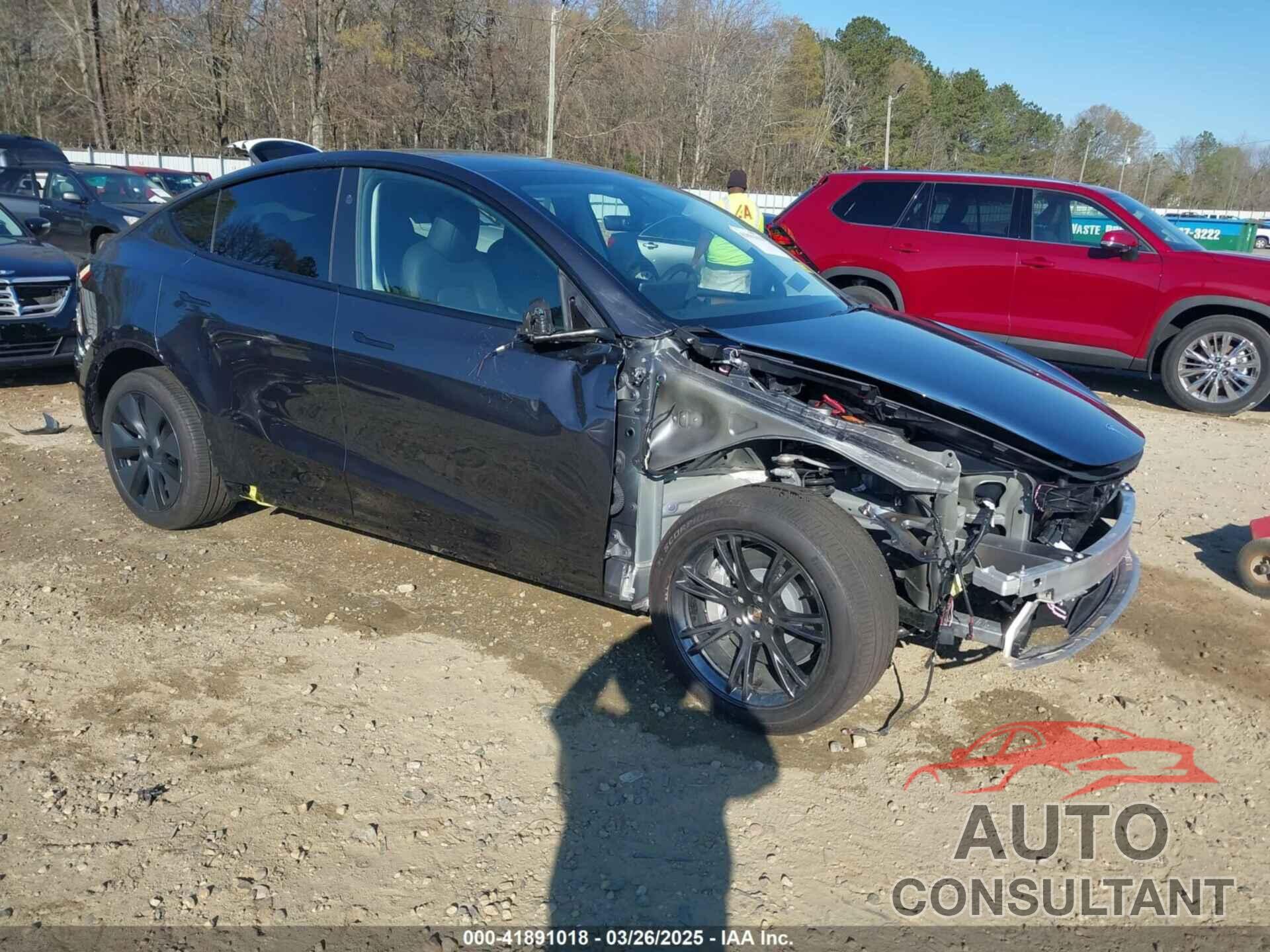 TESLA MODEL Y 2024 - 7SAYGDEE8RA293641