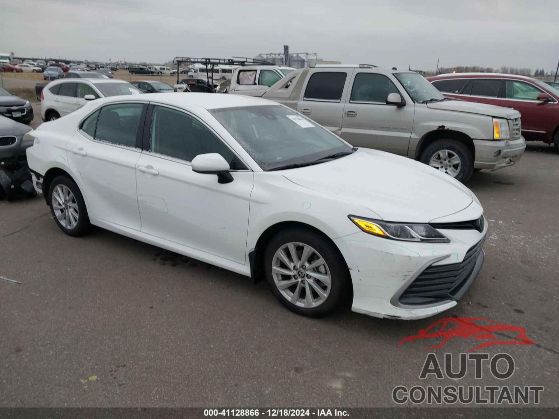 TOYOTA CAMRY 2023 - 4T1C11AK5PU084735