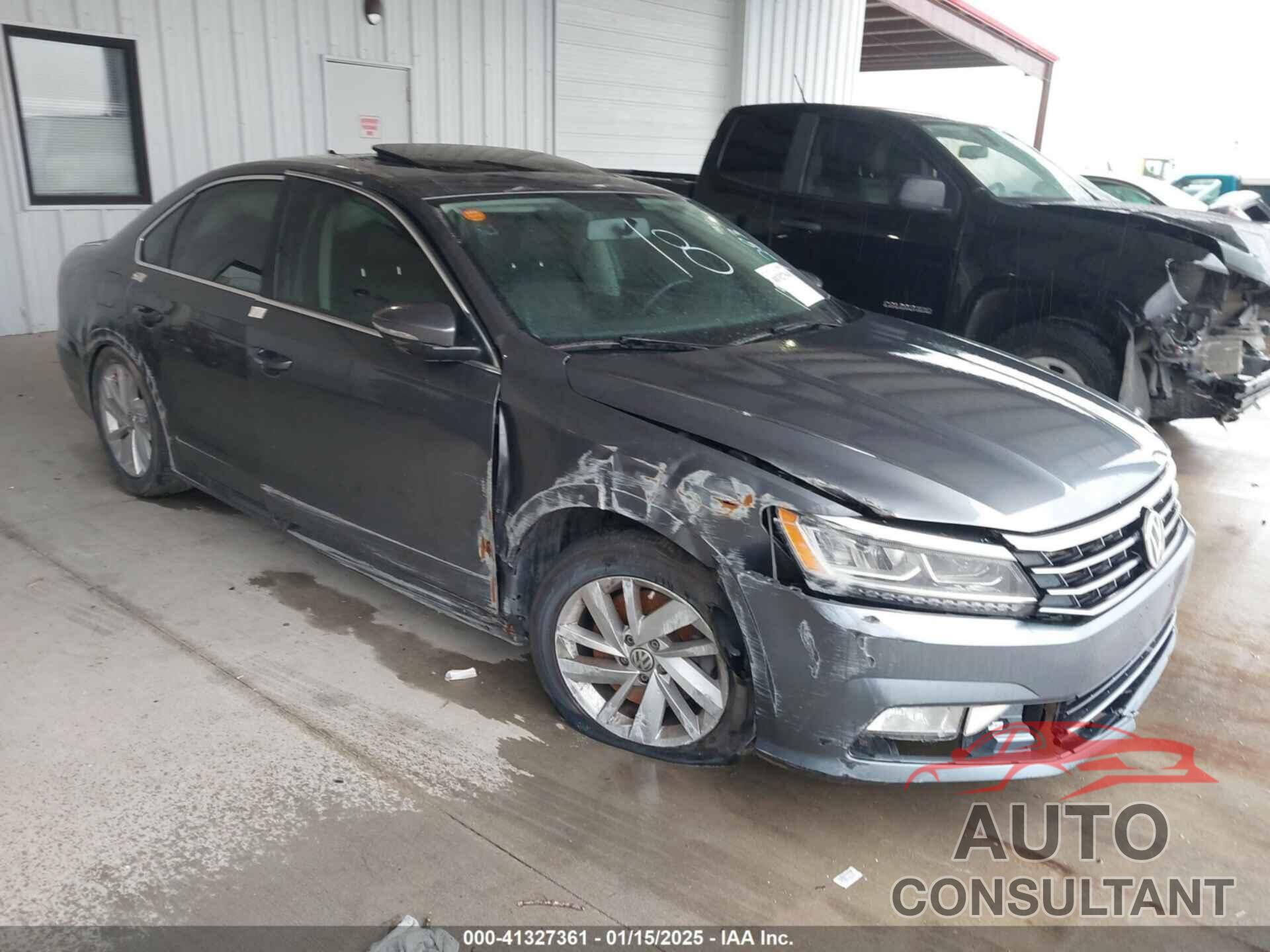 VOLKSWAGEN PASSAT 2018 - 1VWBA7A33JC011546