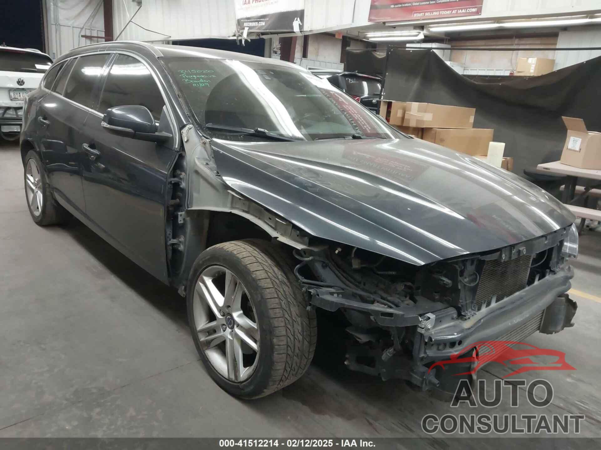 VOLVO V60 2015 - YV126MED3F1204914