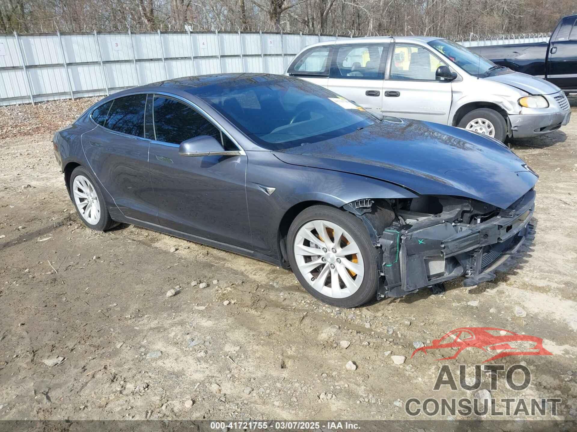 TESLA MODEL S 2017 - 5YJSA1E23HF198592