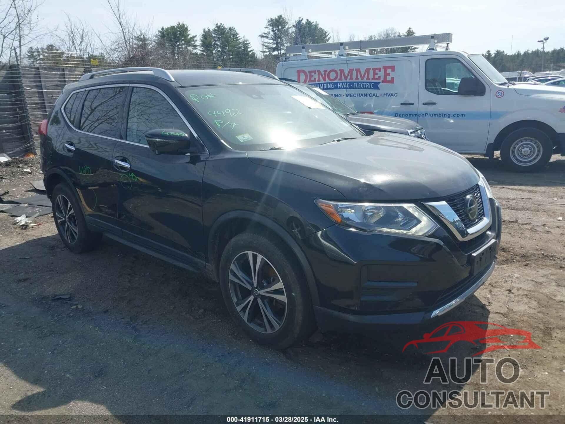 NISSAN ROGUE 2019 - JN8AT2MV6KW384593