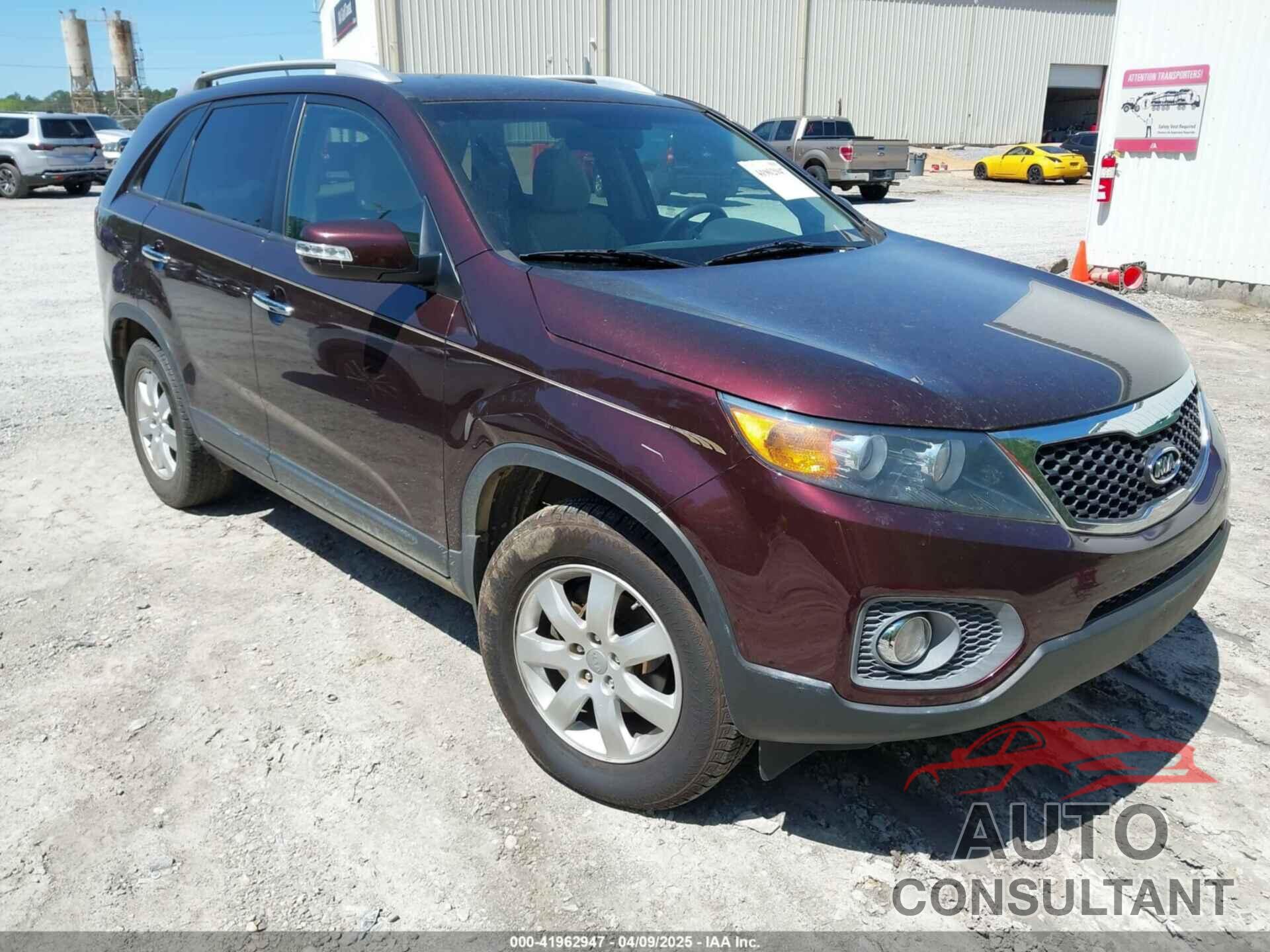KIA SORENTO 2013 - 5XYKT4A66DG393156
