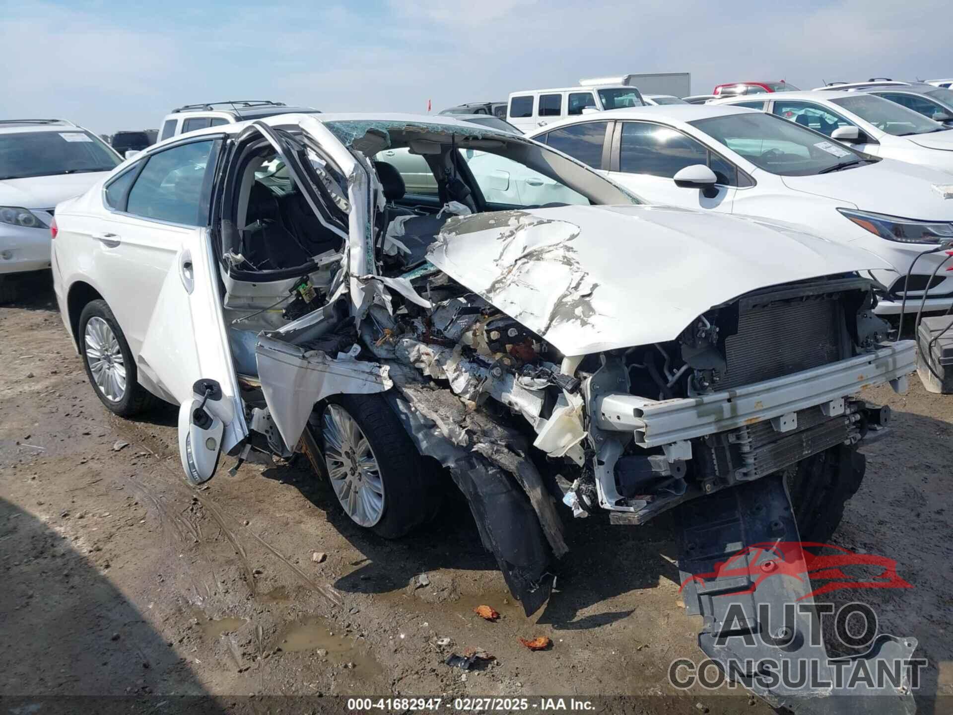 FORD FUSION ENERGI 2014 - 3FA6P0SU6ER382909