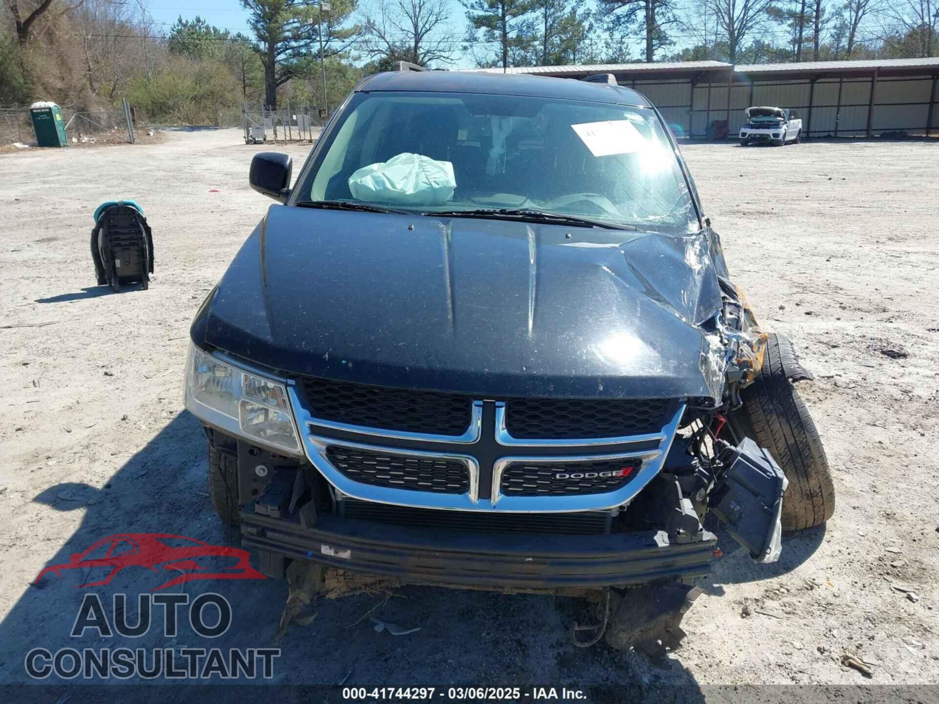 DODGE JOURNEY 2015 - 3C4PDCBB4FT587771