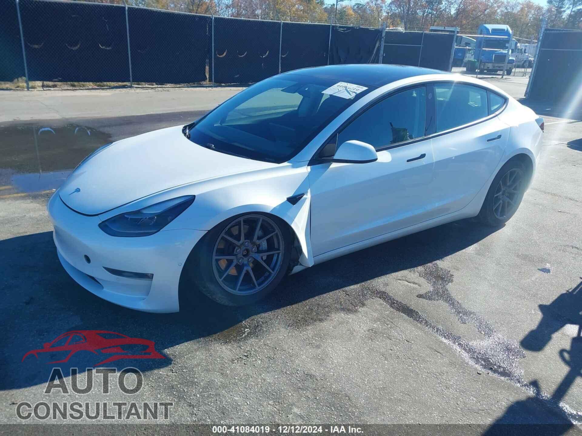 TESLA MODEL 3 2021 - 5YJ3E1EB3MF902079