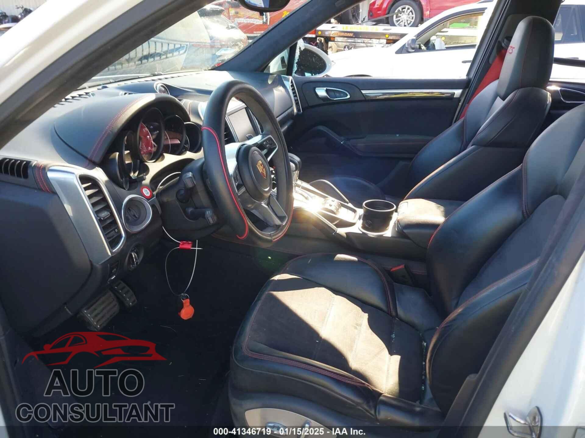 PORSCHE CAYENNE 2016 - WP1AD2A26GLA72168