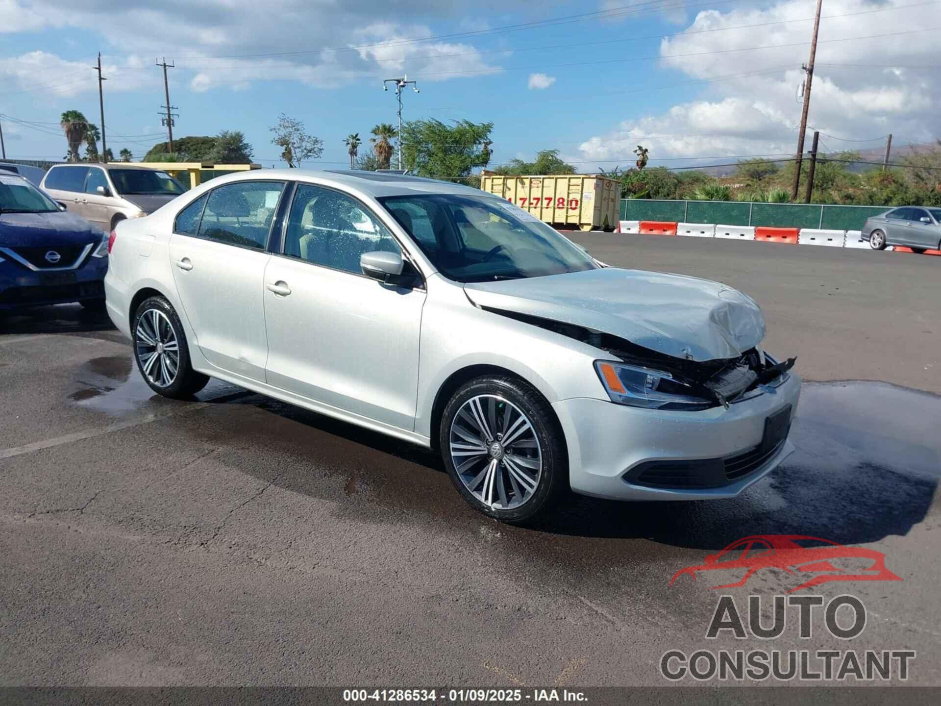 VOLKSWAGEN JETTA 2011 - 3VWDZ7AJ1BM306791